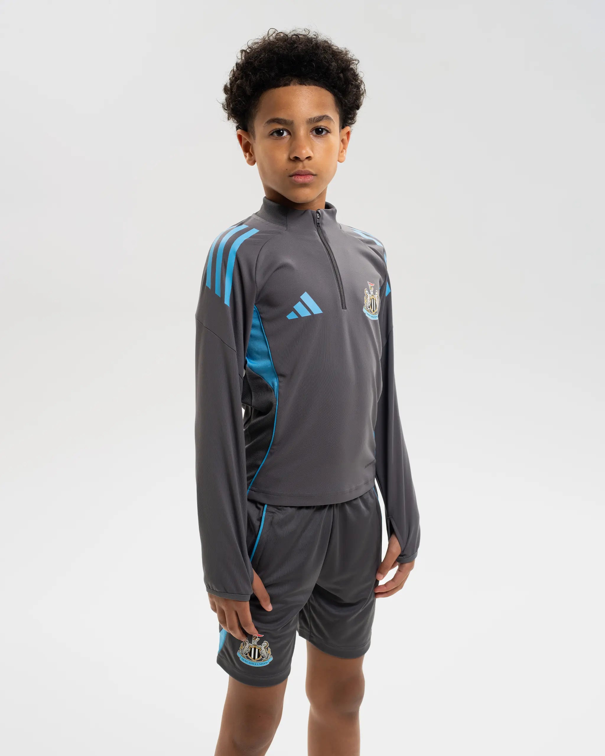 Newcastle United adidas 25/26 Players Range Kids' Grey 1/4 Zip Training Top