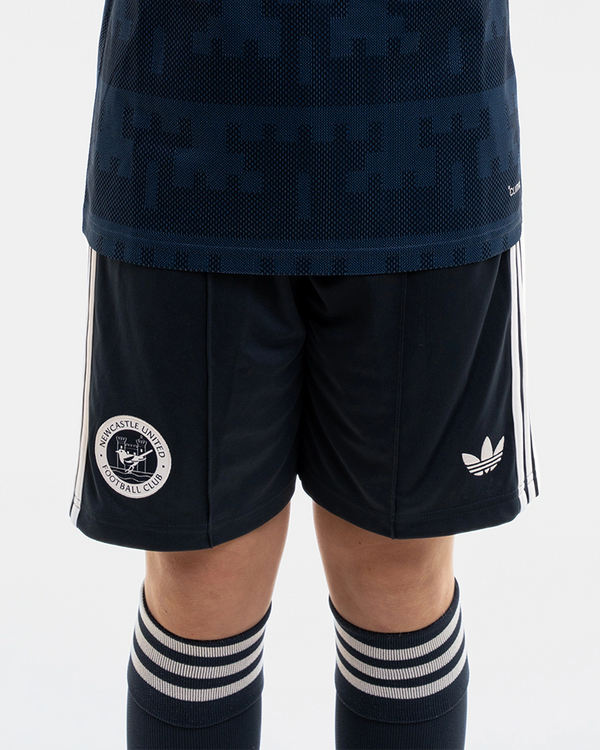 Newcastle United adidas Kids' 26/27 Away Shorts