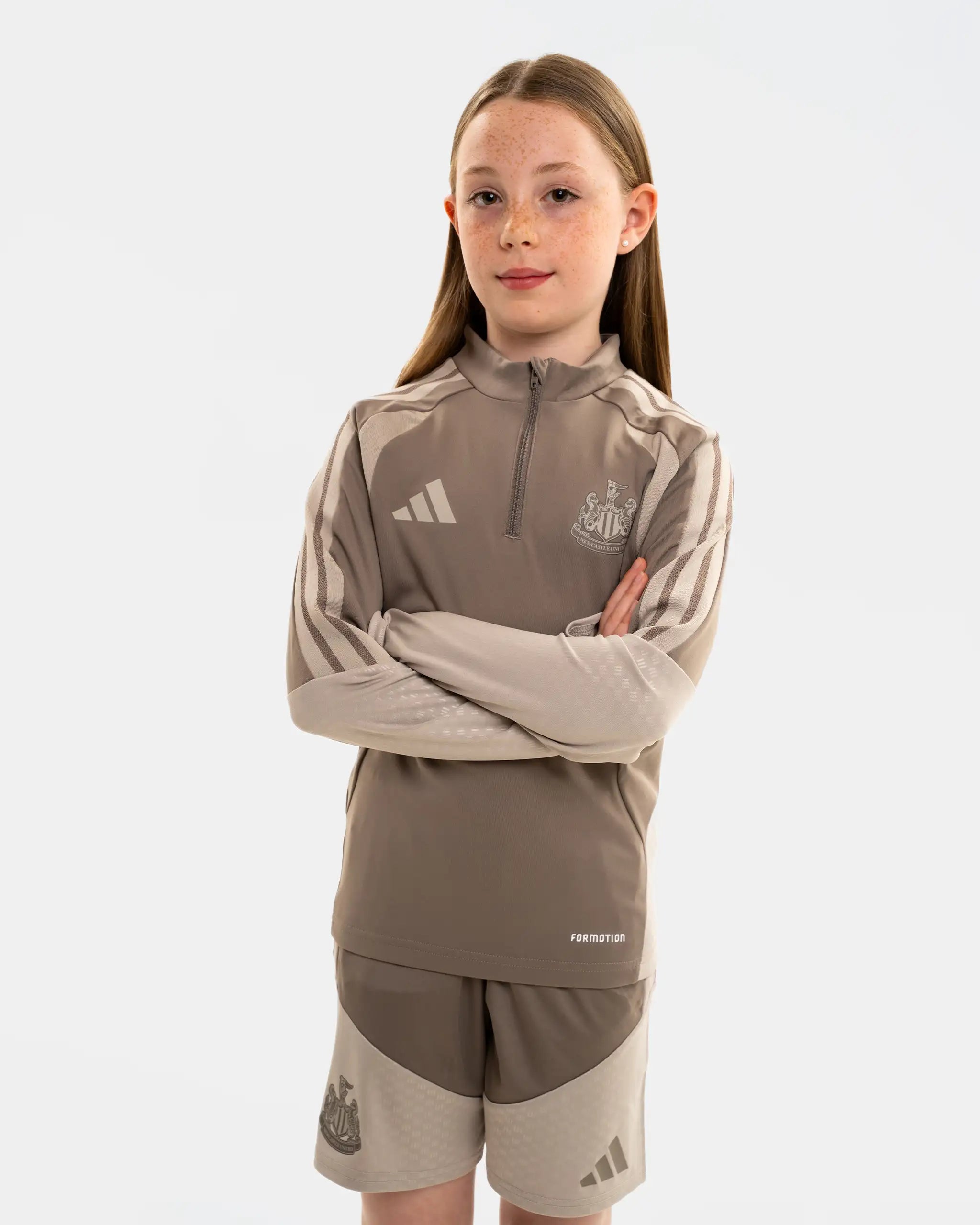 Newcastle United adidas Kids' 26/27 Coach's Range Beige 1/4 Zip Top