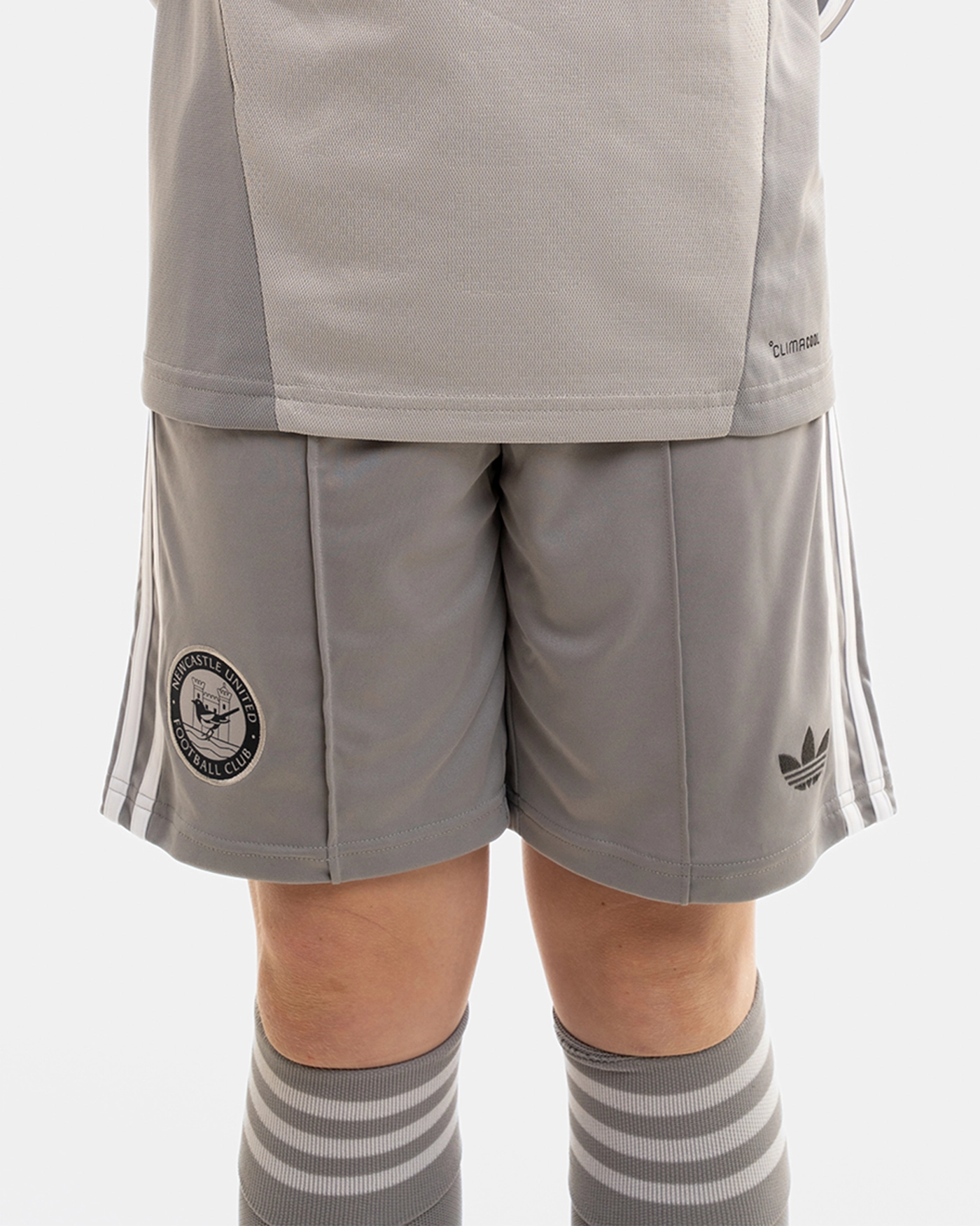 Newcastle United adidas Kids' 26/27 Grey Goalkeeper Shorts