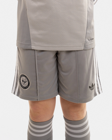 Newcastle United adidas Kids' 26/27 Grey Goalkeeper Shorts