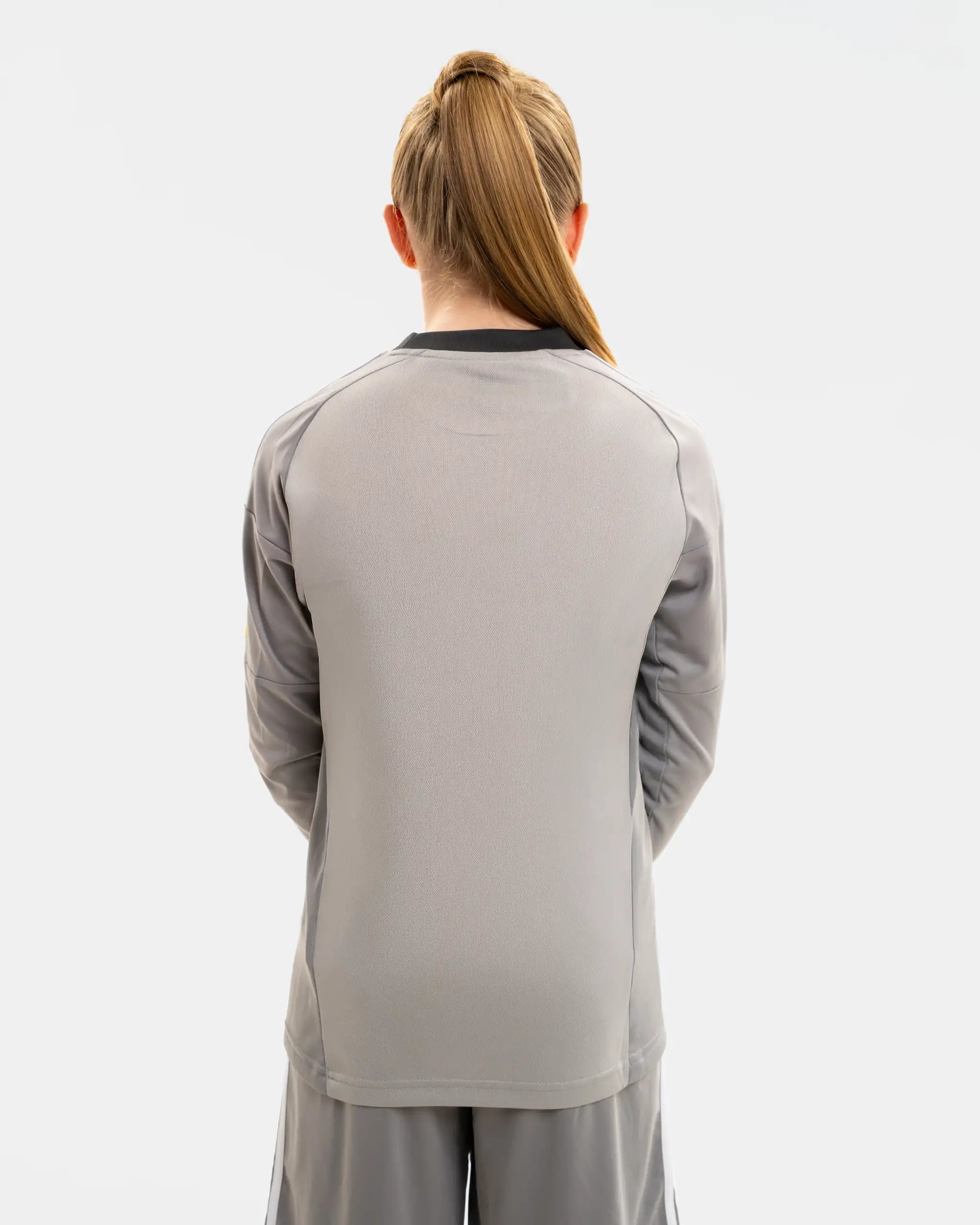 Newcastle United adidas Kids' 26/27 Grey Long Sleeve Goalkeeper Shirt