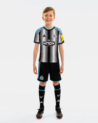 Newcastle United adidas Kids' 26/27 Home Shorts