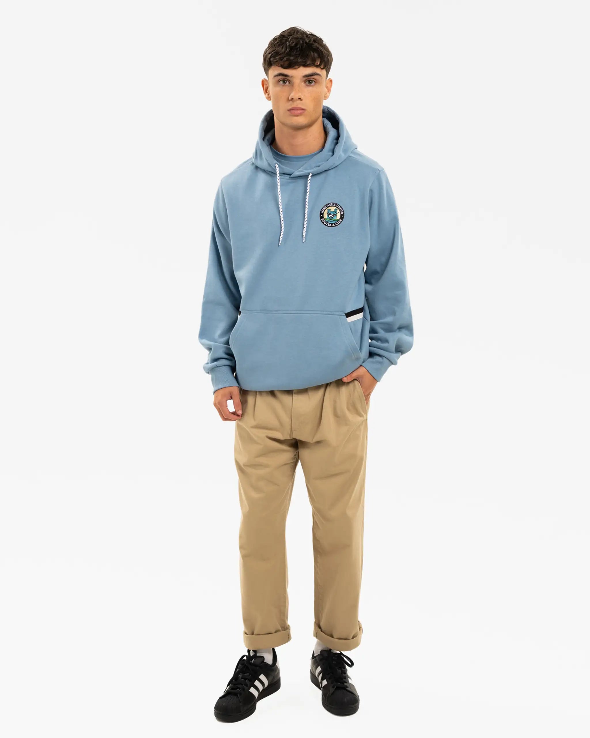Newcastle United Men's Blue 1976 Retro Crest Hoodie