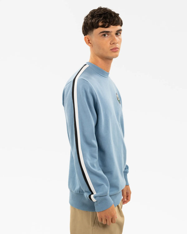 Newcastle United Men's Blue 1976 Retro Crest Sweatshirt