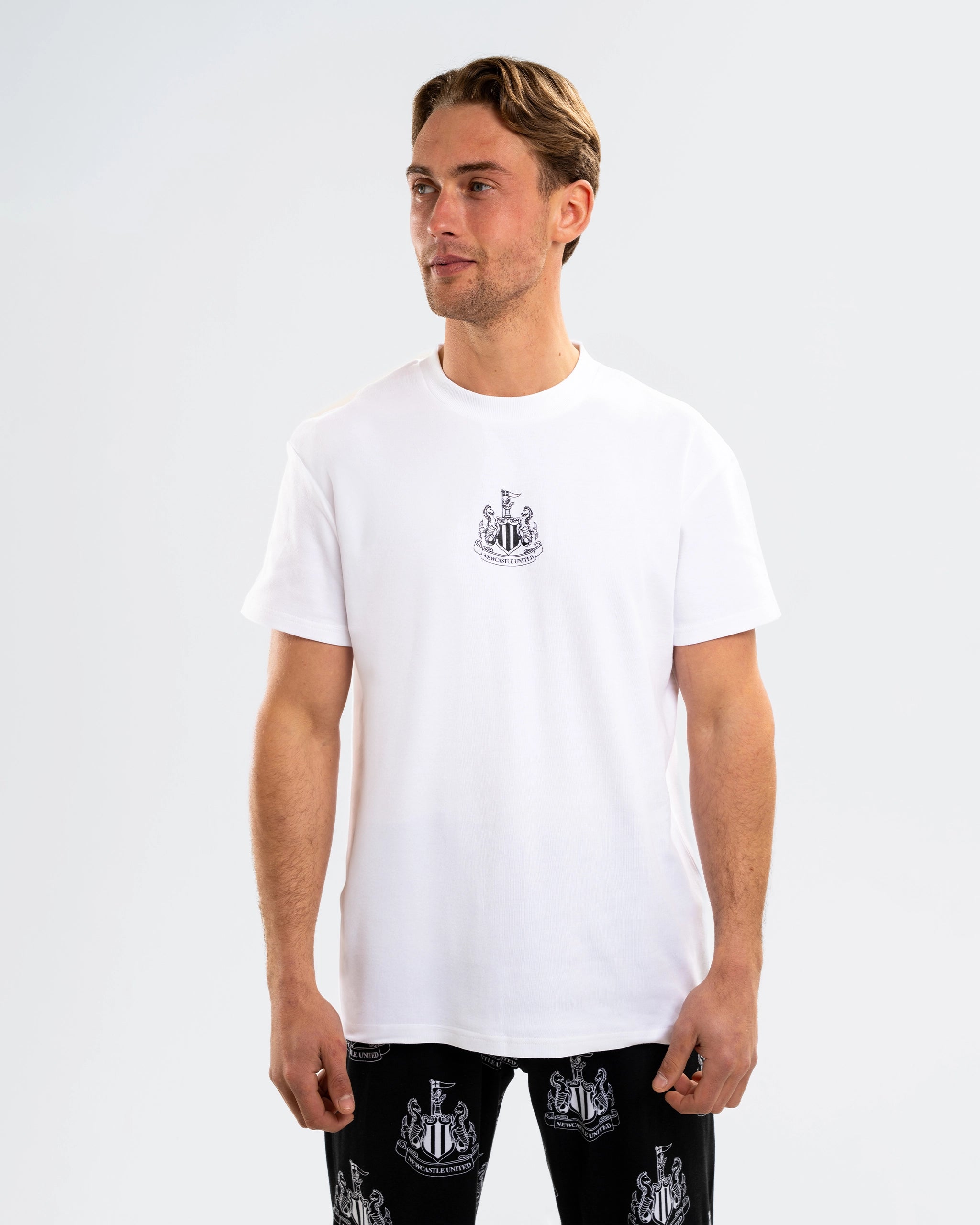 Newcastle United Men's Black & White Crest Short Sleeved Pyjama Set