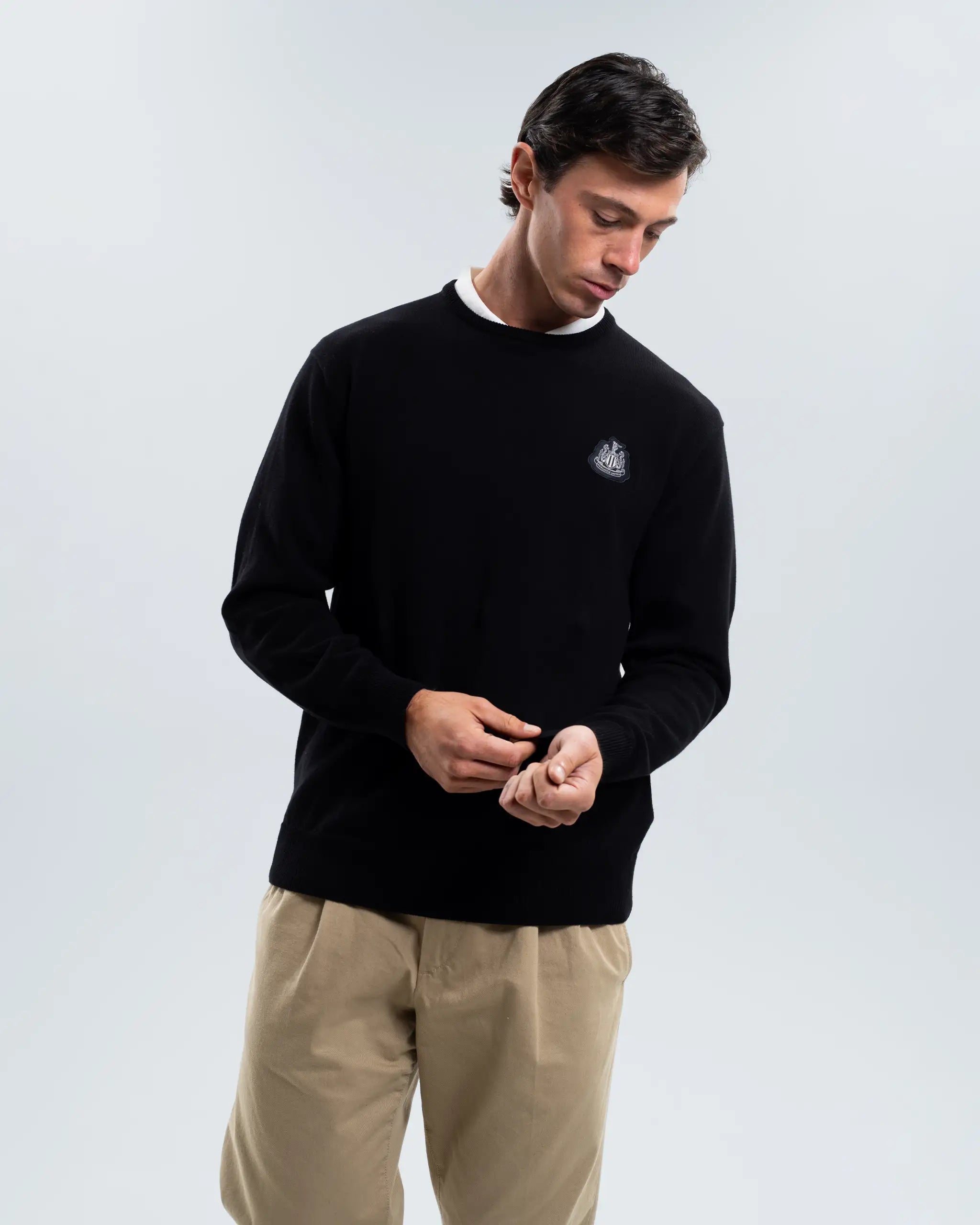 Newcastle United Men's Black Crew Neck Knit Sweater