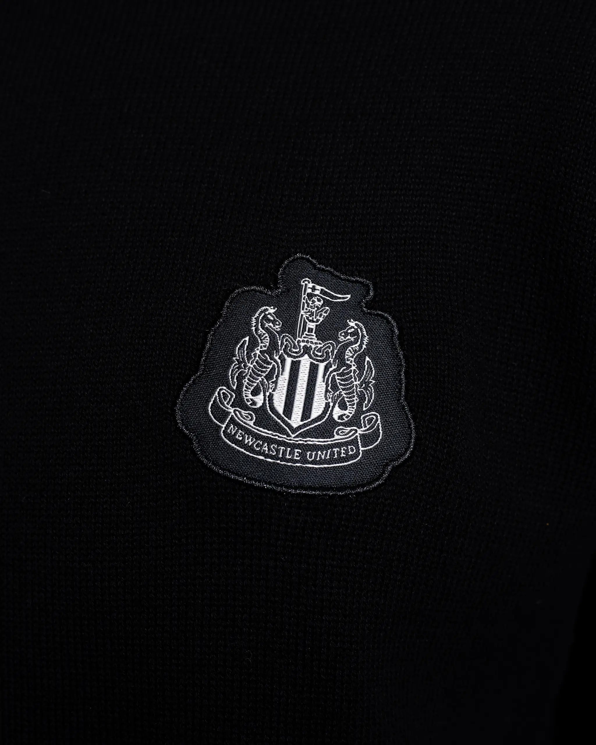 Newcastle United Men's Black Crew Neck Knit Sweater