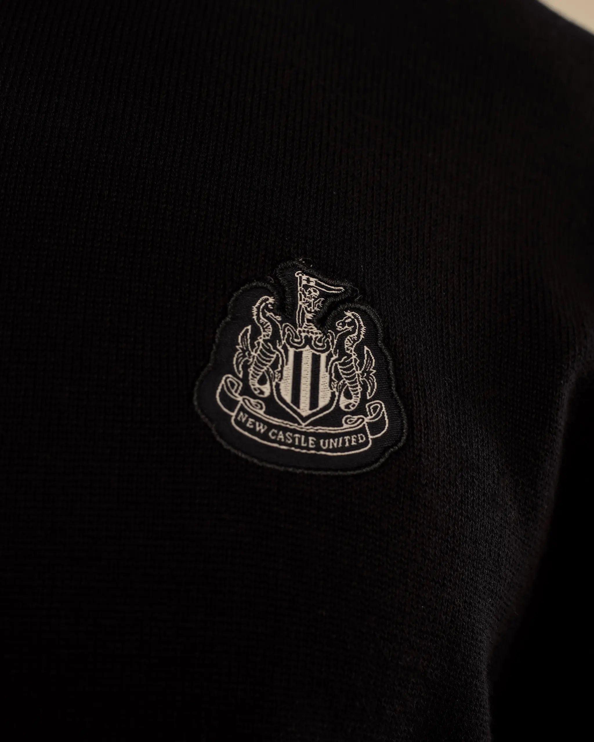 Newcastle United Men's Black Crew Neck Knit Sweater