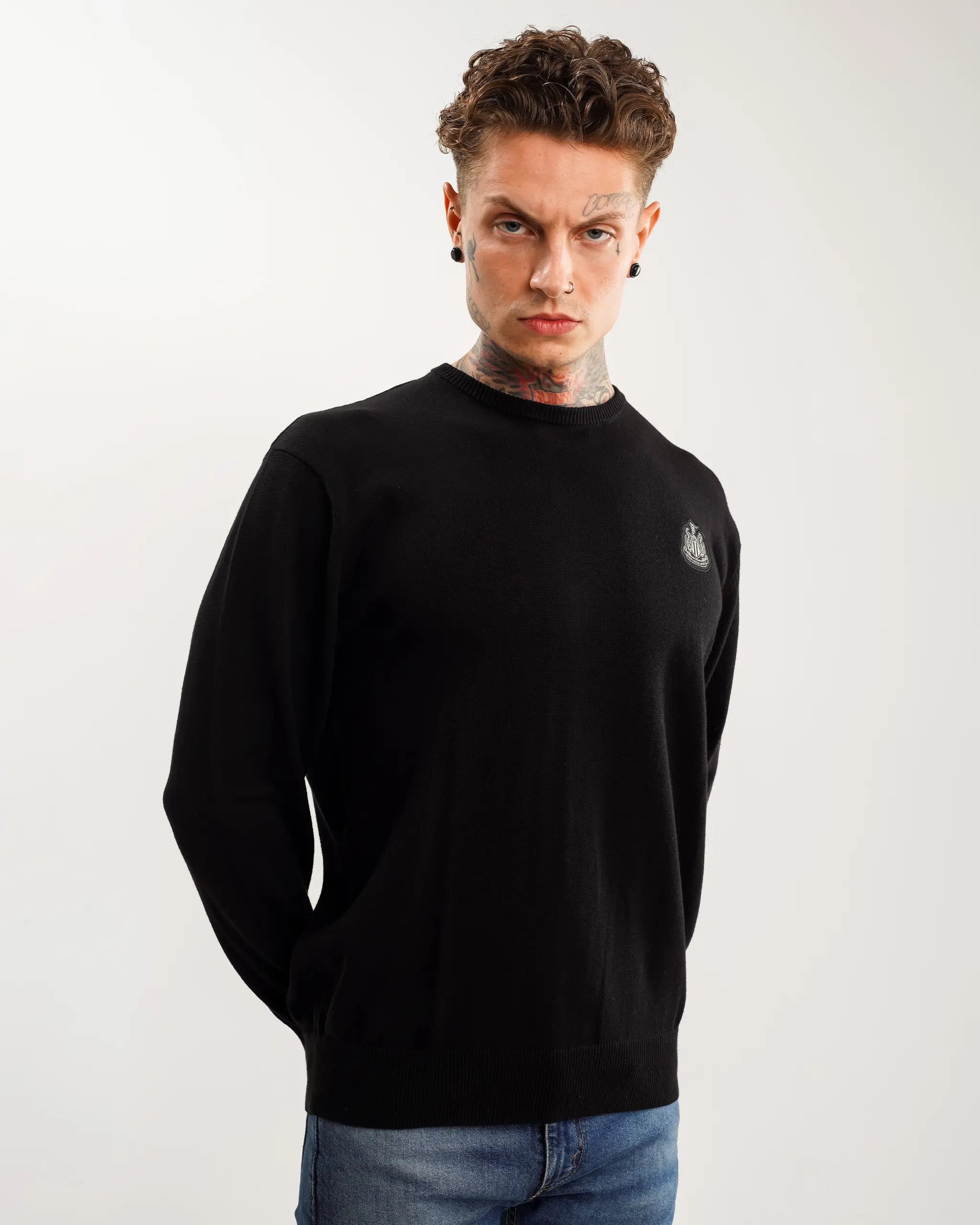 Newcastle United Men's Black Crew Neck Knit Sweater