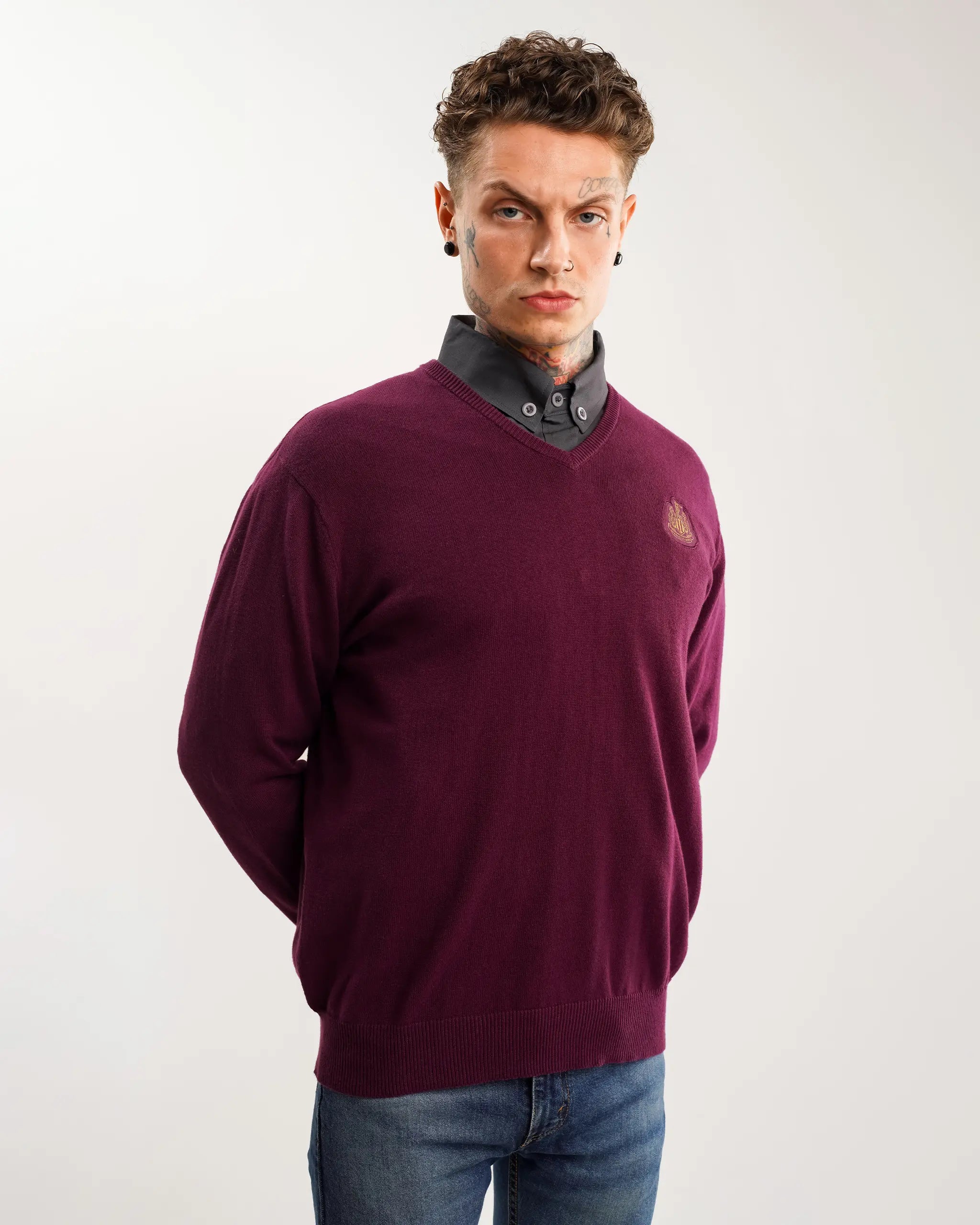 Newcastle United Men's Purple V Neck Knit Sweater