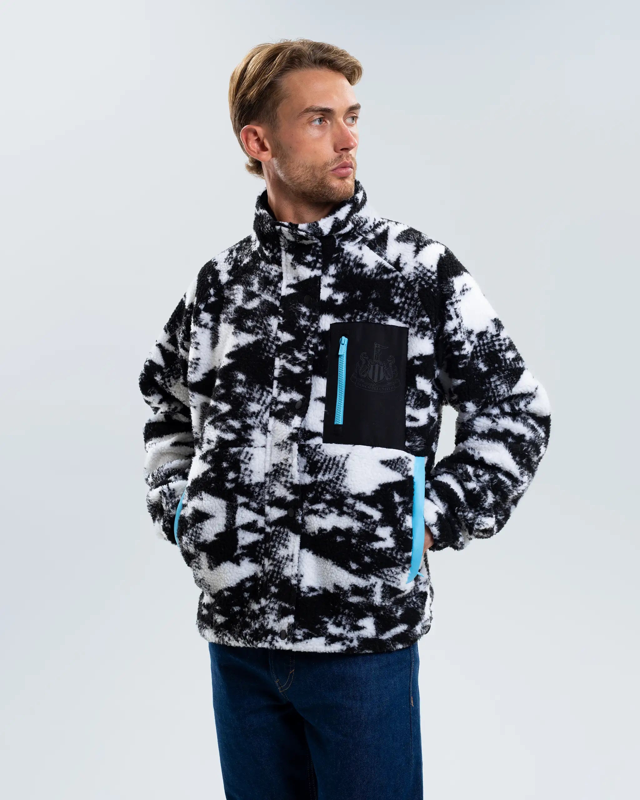 Newcastle United Men's Printed Borg Teddy Fleece Jacket