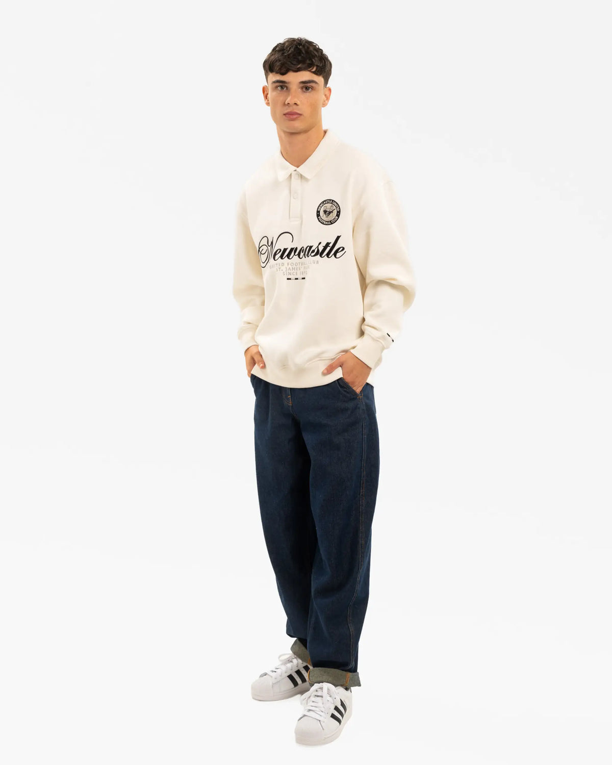 Mewcastle United Men's Retro Crest Off-White Rugby Top