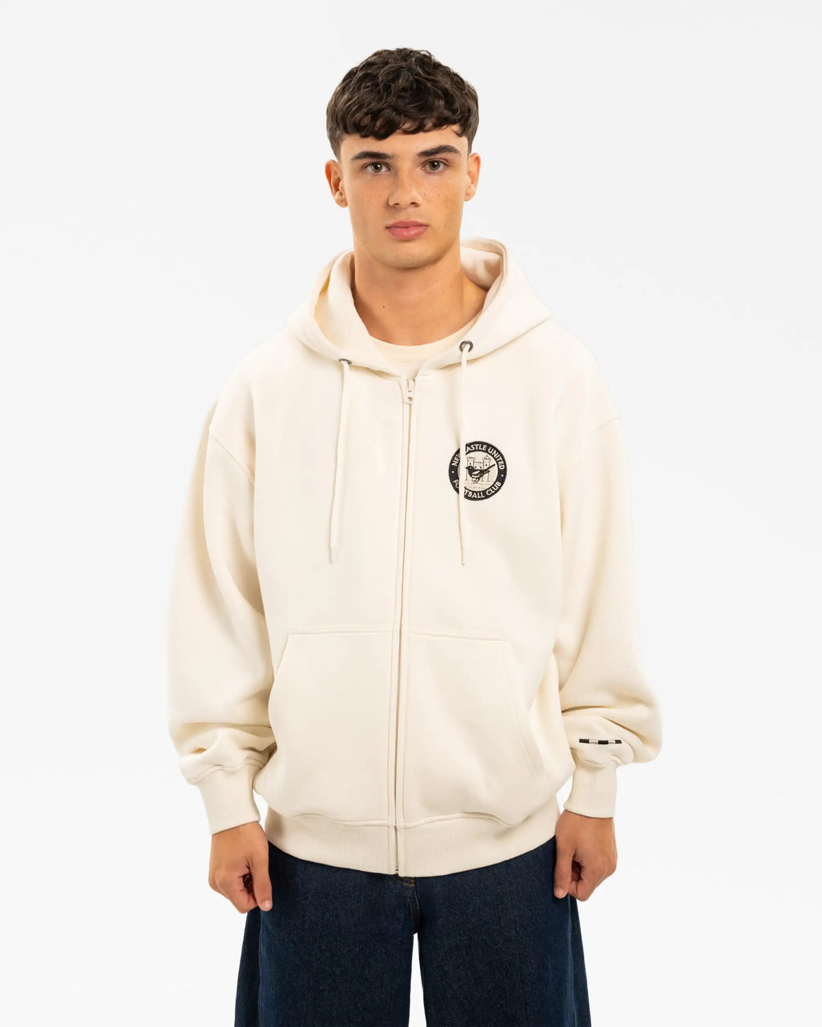 Newcastle United Men's Retro Crest Off-White Full Zip Stadium Hoodie