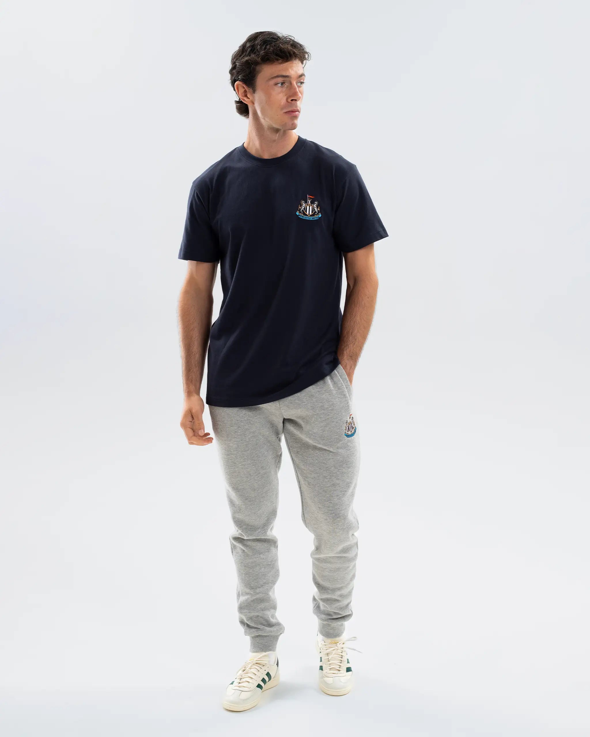 Newcastle United Men's Essentials Range Navy T-Shirt