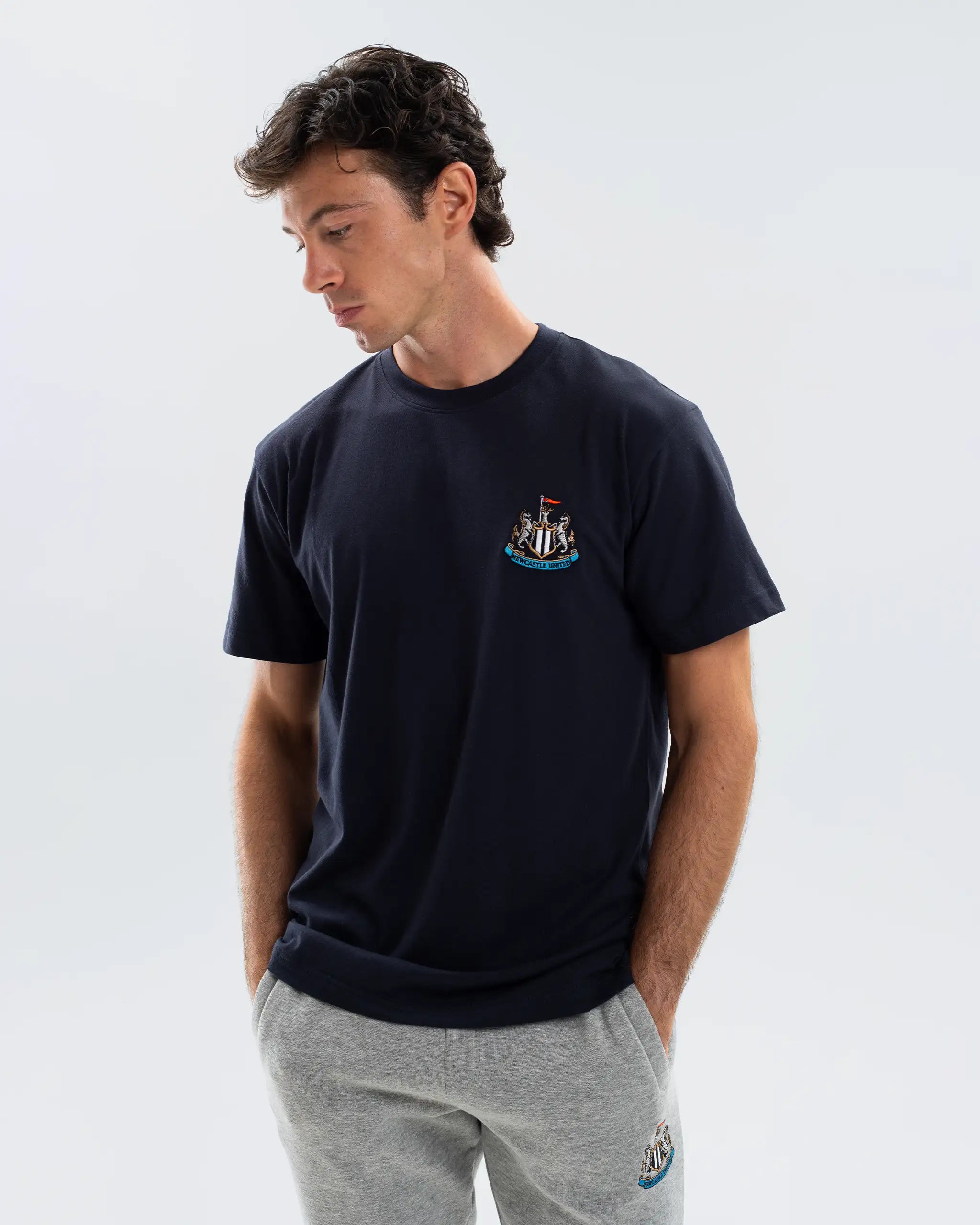 Newcastle United Men's Essentials Range Navy T-Shirt