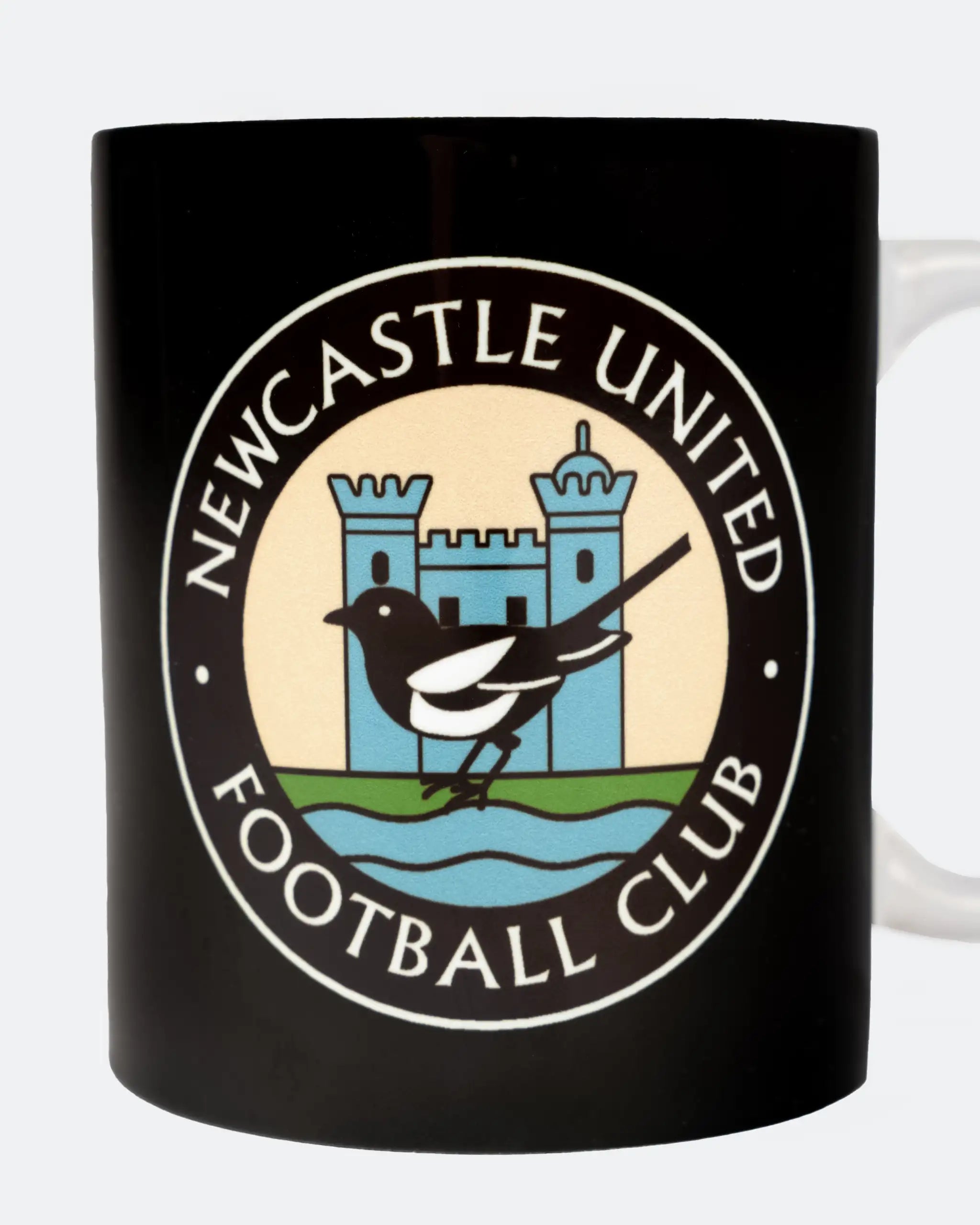 Newcastle United Black Retro Crest Mug