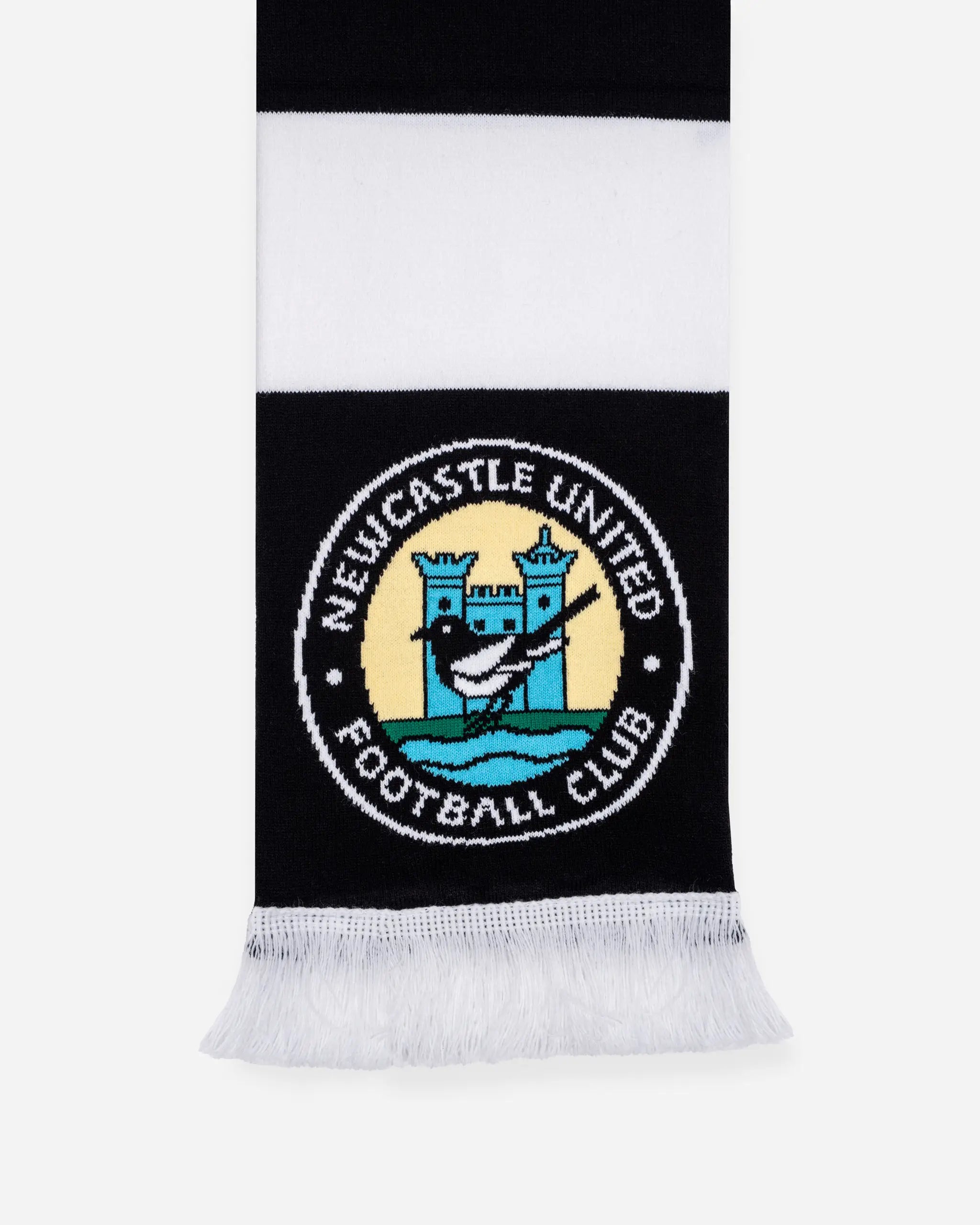 Newcastle United Black & White Retro Crest Jacquard Scarf