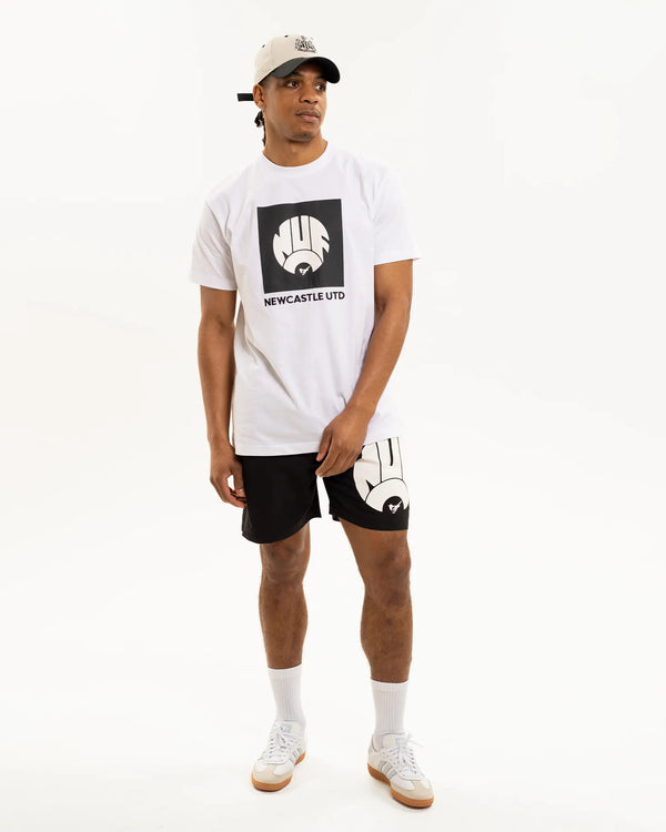 Newcastle United Men's Black Retro Crest T-Shirt