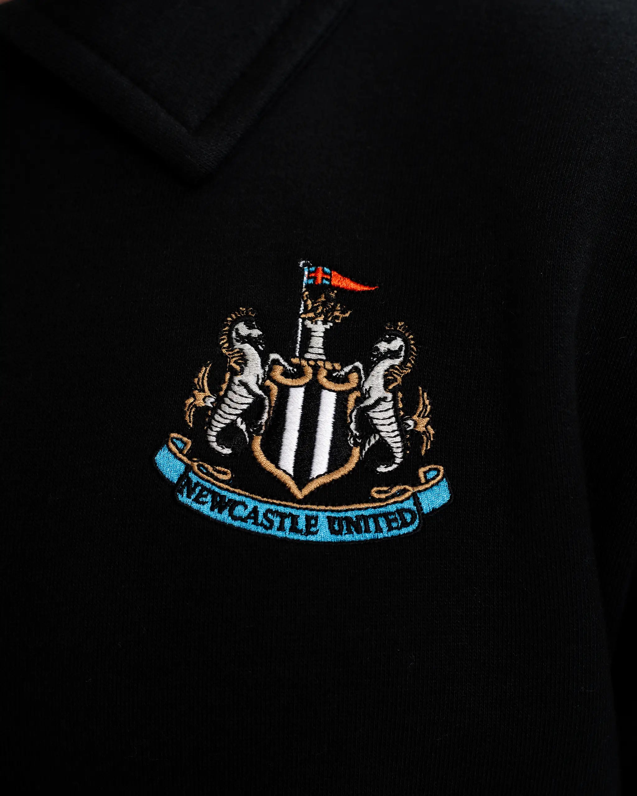 Newcastle United Men's Essentials Range Black 1/4 Zip Sweater