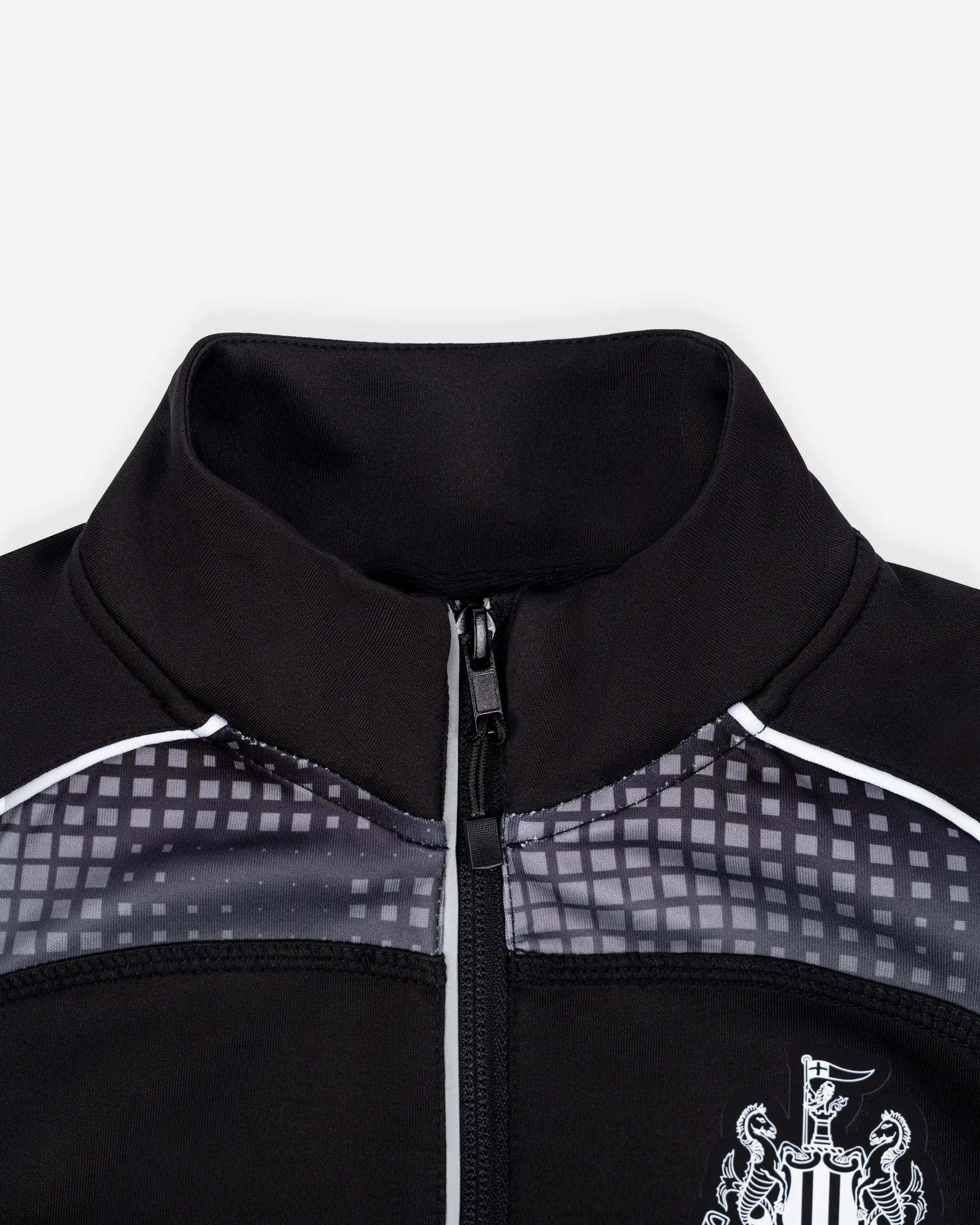 Newcastle United Kids' Black Tech Poly 1/4 Zip Track Top