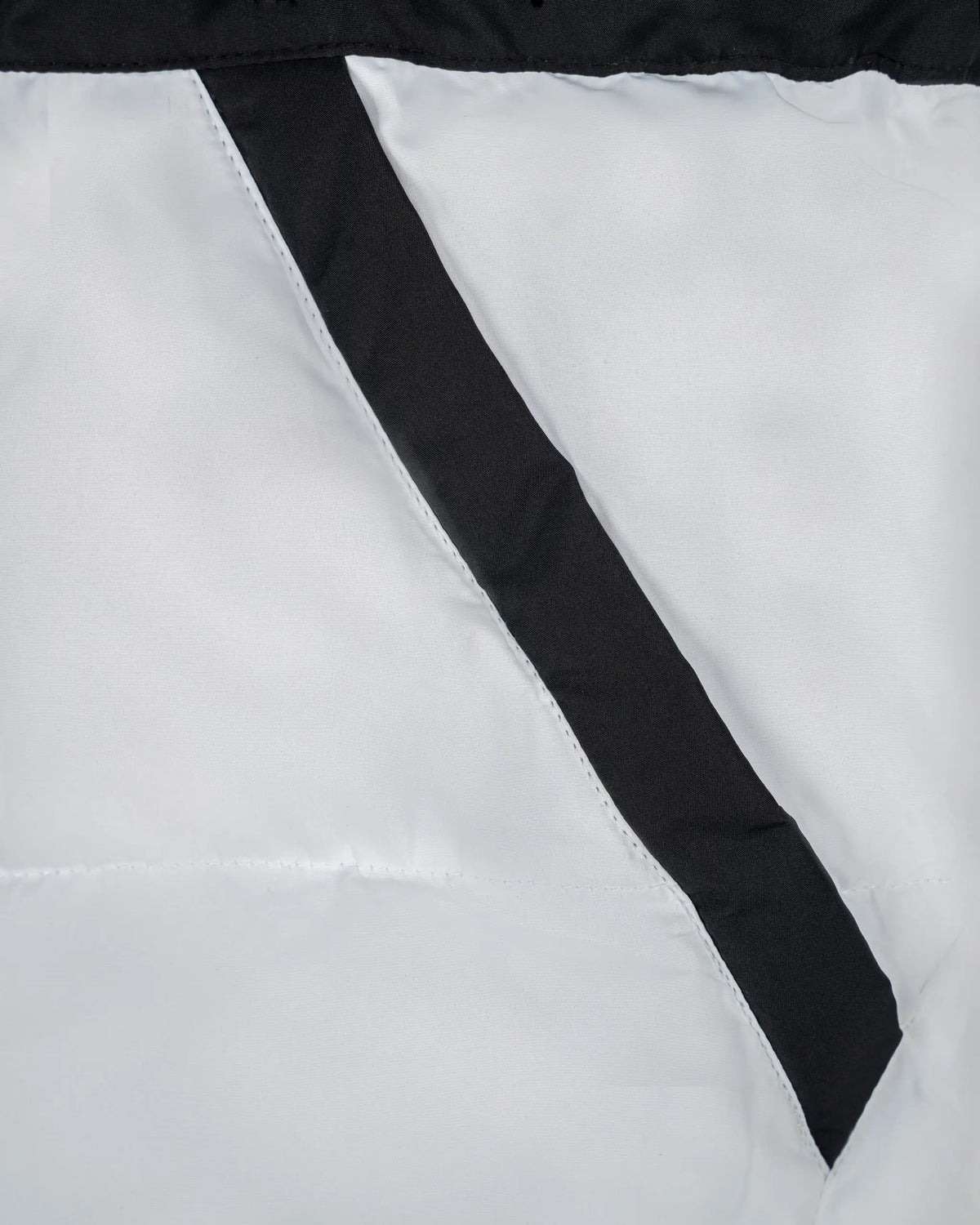 Newcastle United Kids' Black & White Colourblock Puffer Jacket