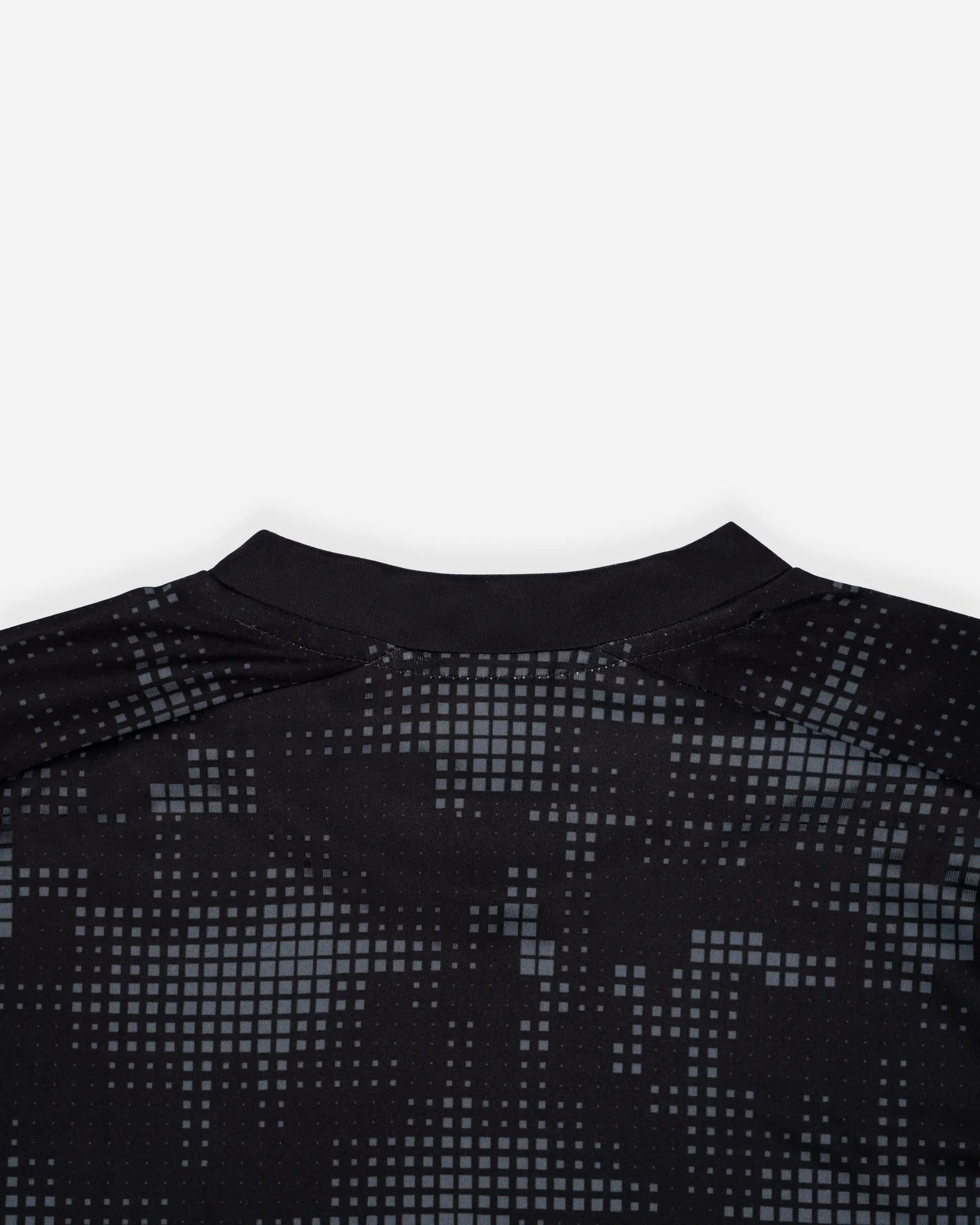 Newcastle United Kids' Black & White Ombre Crest T-Shirt