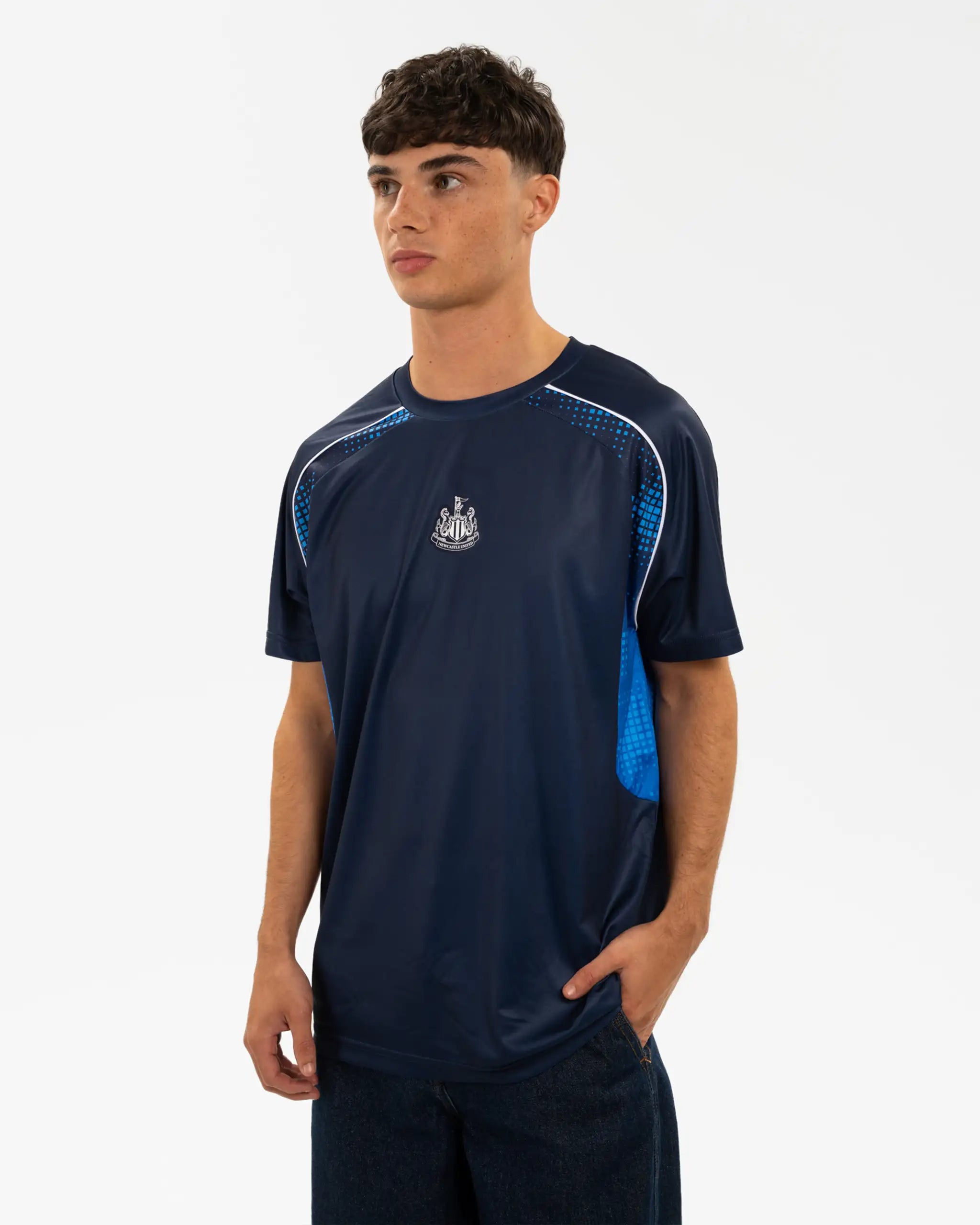 Newcastle United Men's Blue Ombre Panel Crest T-Shirt
