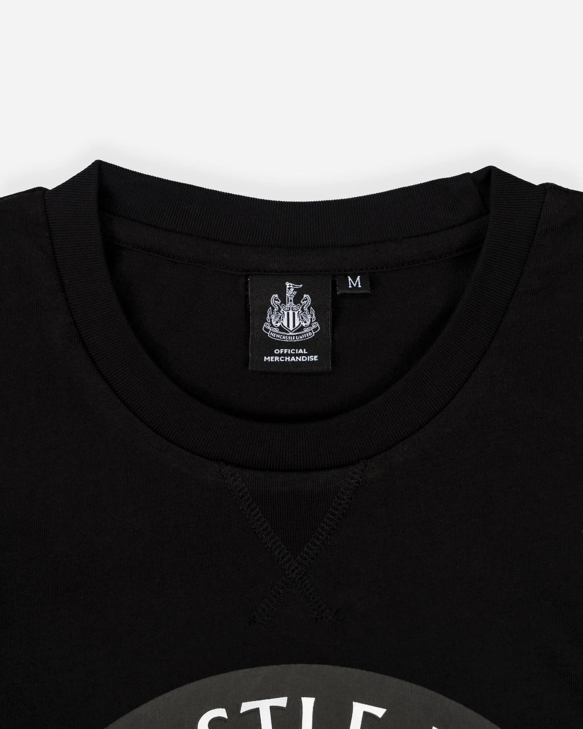 Newcastle United Men's Black Large 1976 Retro Crest T-Shirt