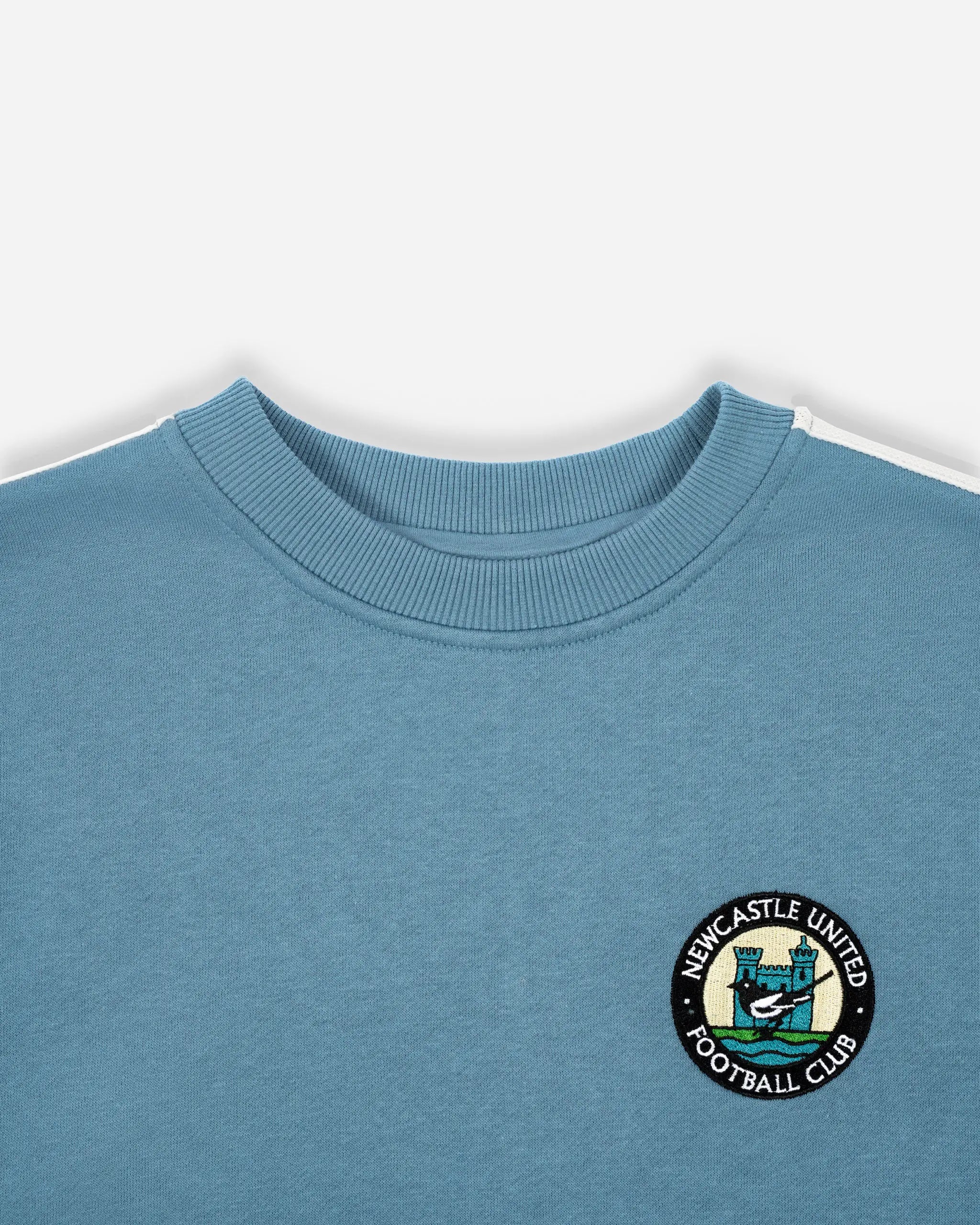 Newcastle United Men's Blue 1976 Retro Crest Sweatshirt