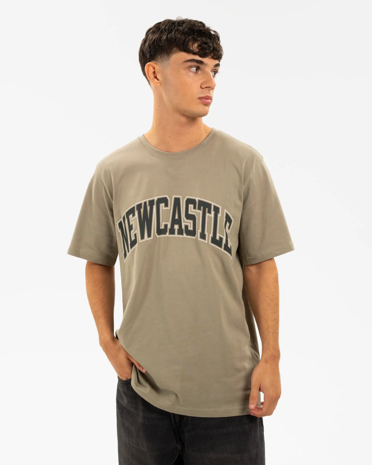 Newcastle United Men's Olive Green Graphic Crest T-Shirt