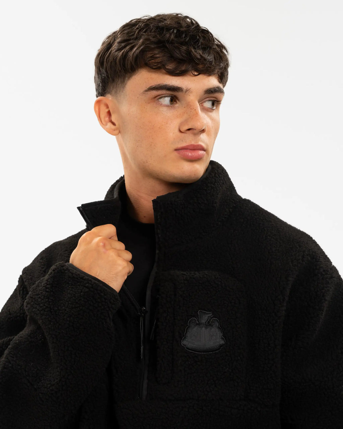 Newcastle United Men's Black Pocket Teddy Fleece Jacket