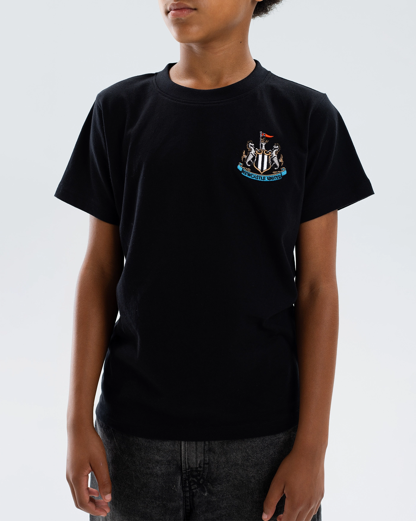 Newcastle United Kids' Essentials Range Black T-Shirt