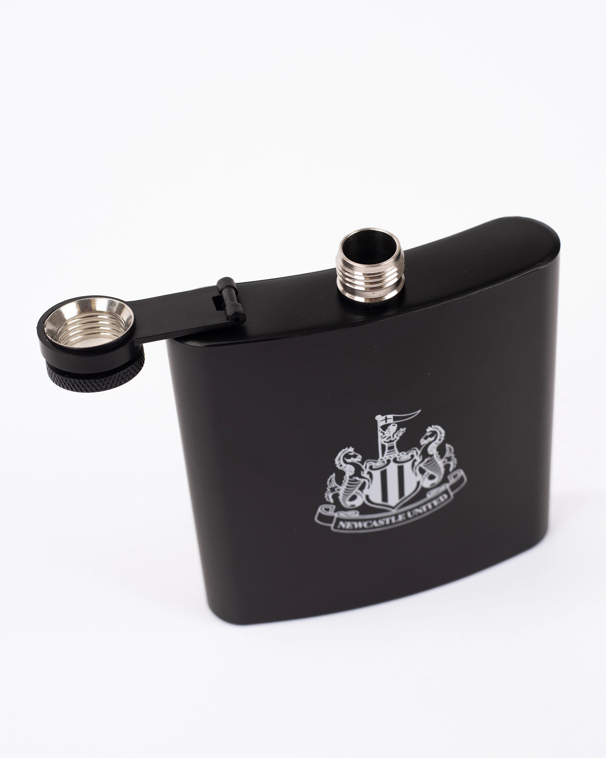 Newcastle United Mono Crest Hip Flask Gift Set