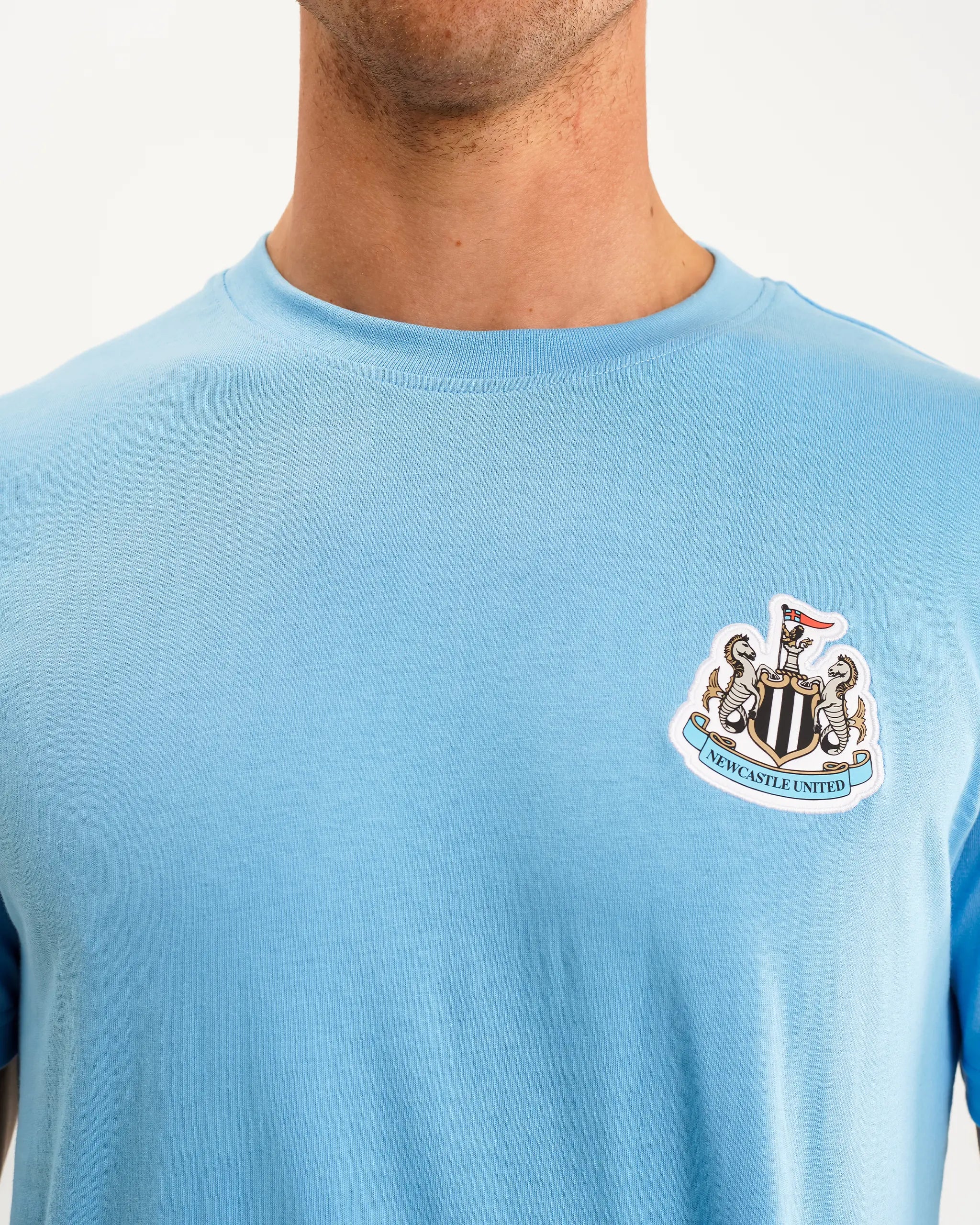 Newcastle United Men's Blue Terrace Crest T-Shirt