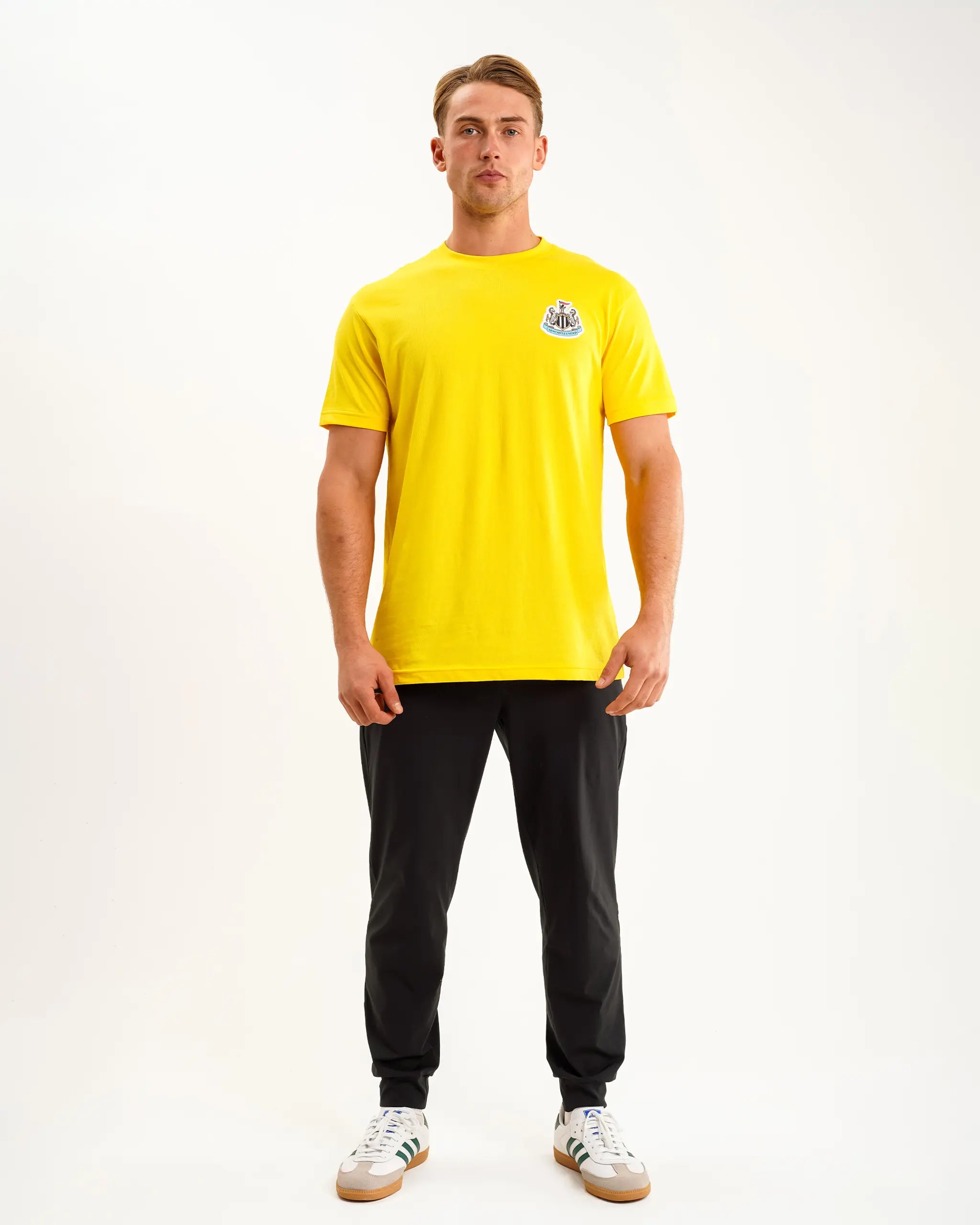 Newcastle United Men's Yellow Terrace Crest T-Shirt