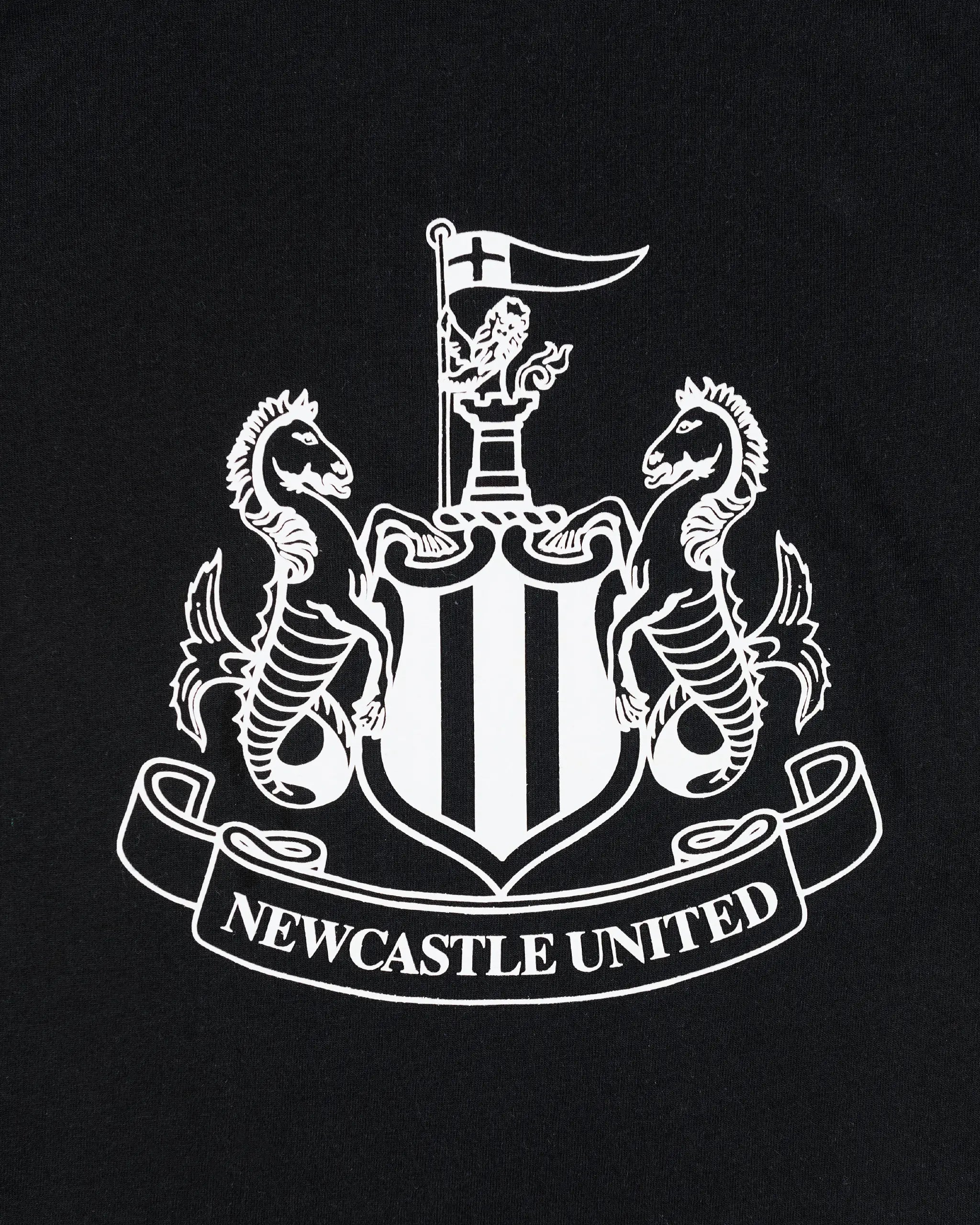 Newcastle United Boy's Black Raglan Crest T-Shirt