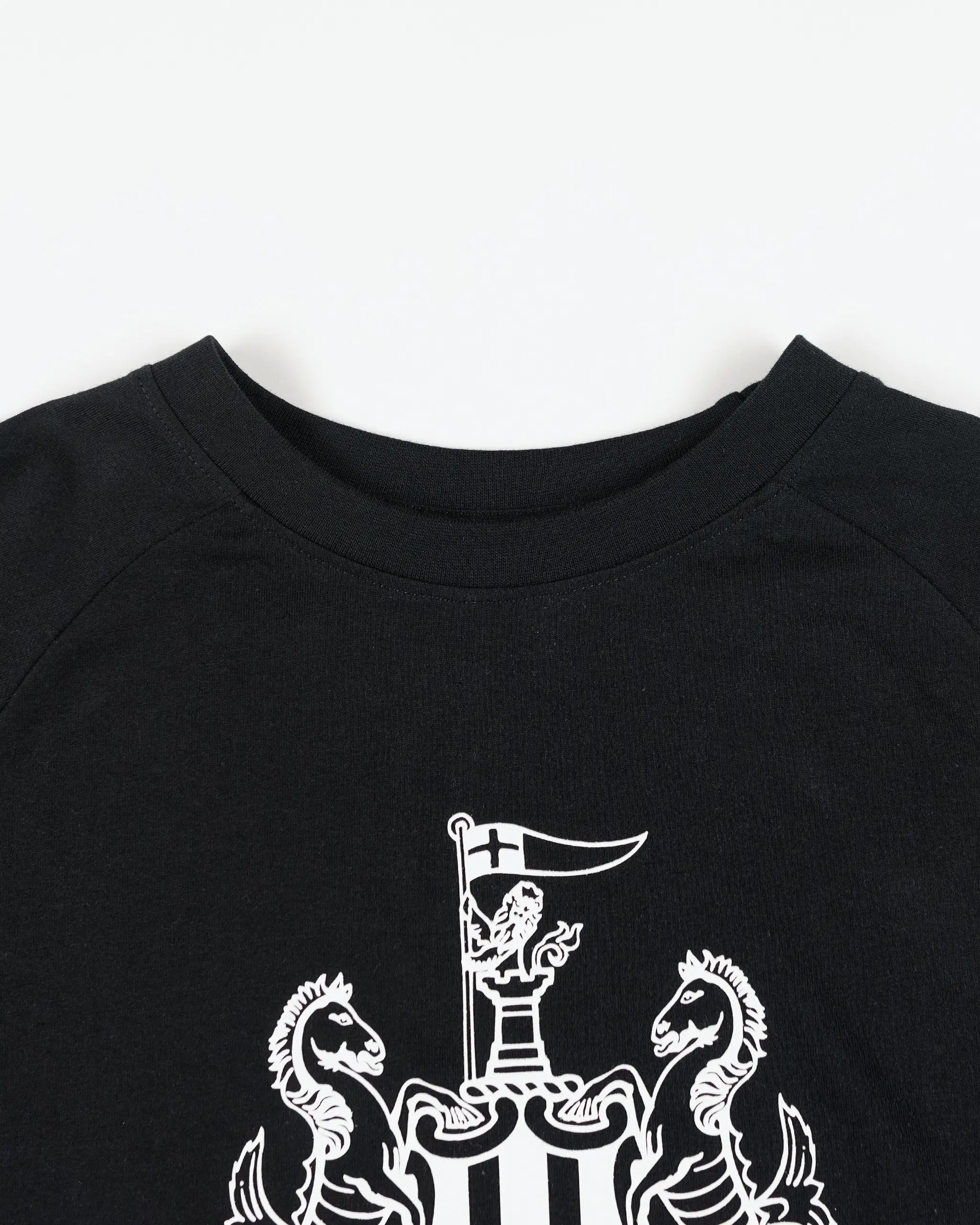 Newcastle United Boy's Black Raglan Crest T-Shirt