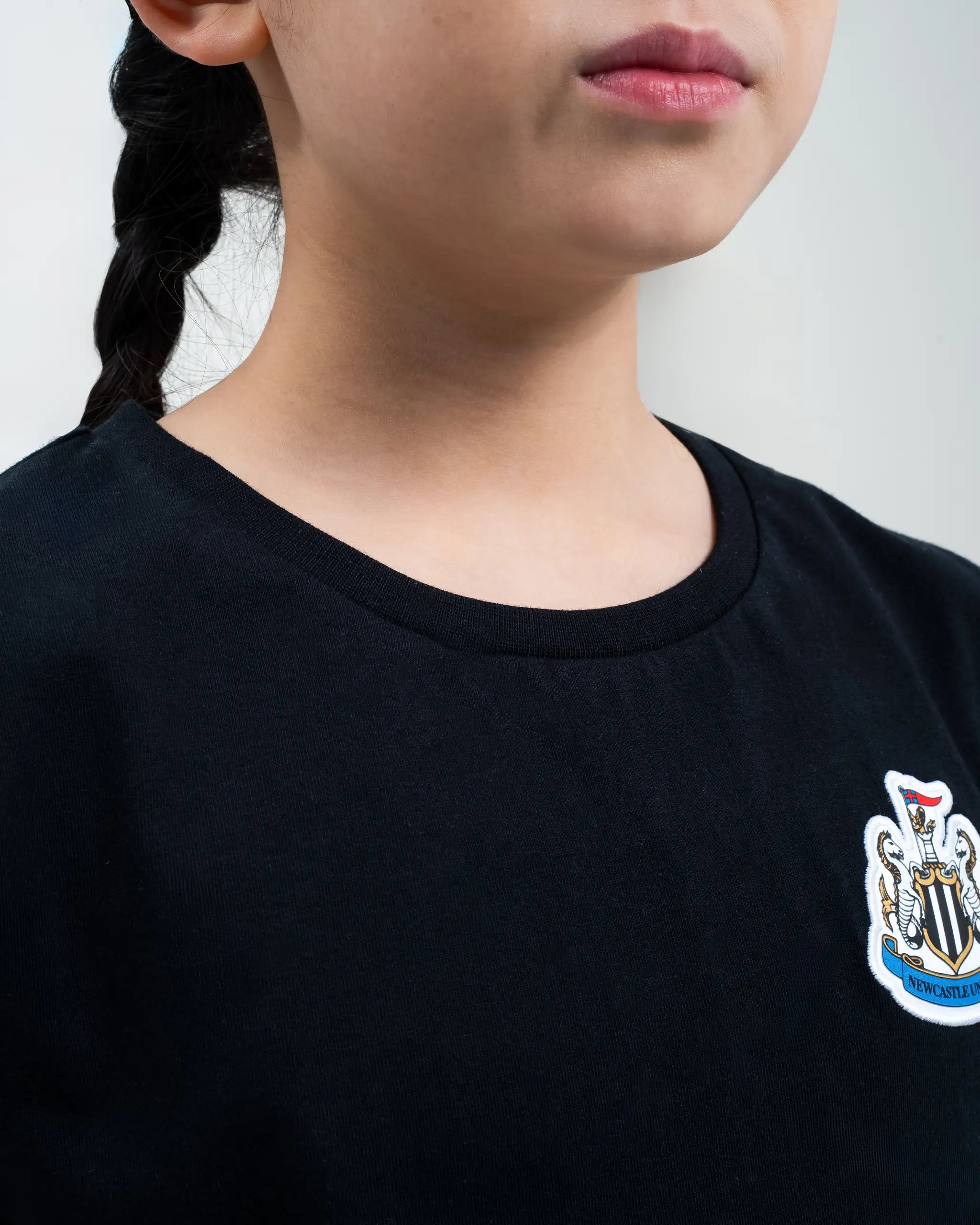 Newcastle United Girl's Black Terrace Crest T-Shirt