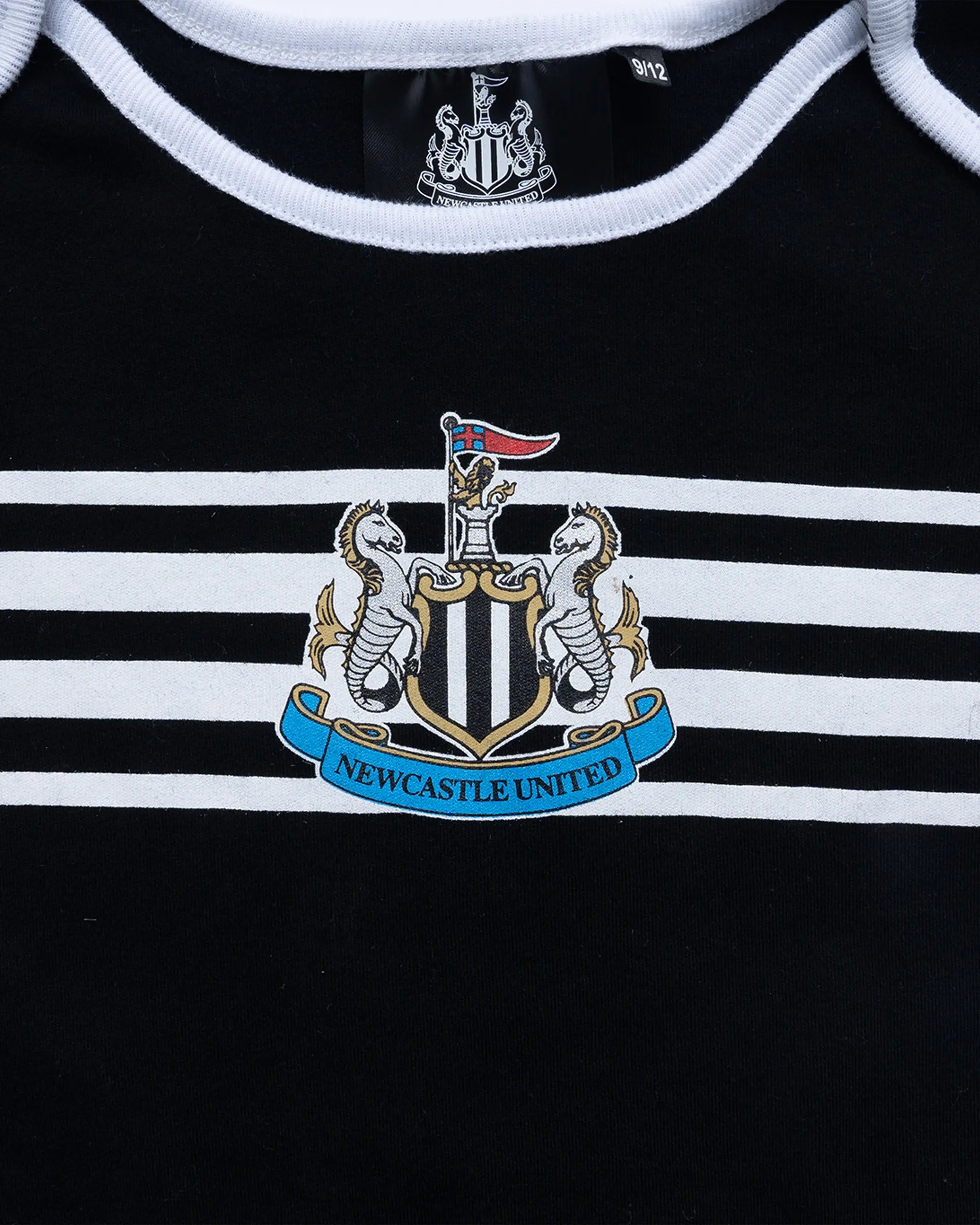 Newcastle United Bodysuit With Hat
