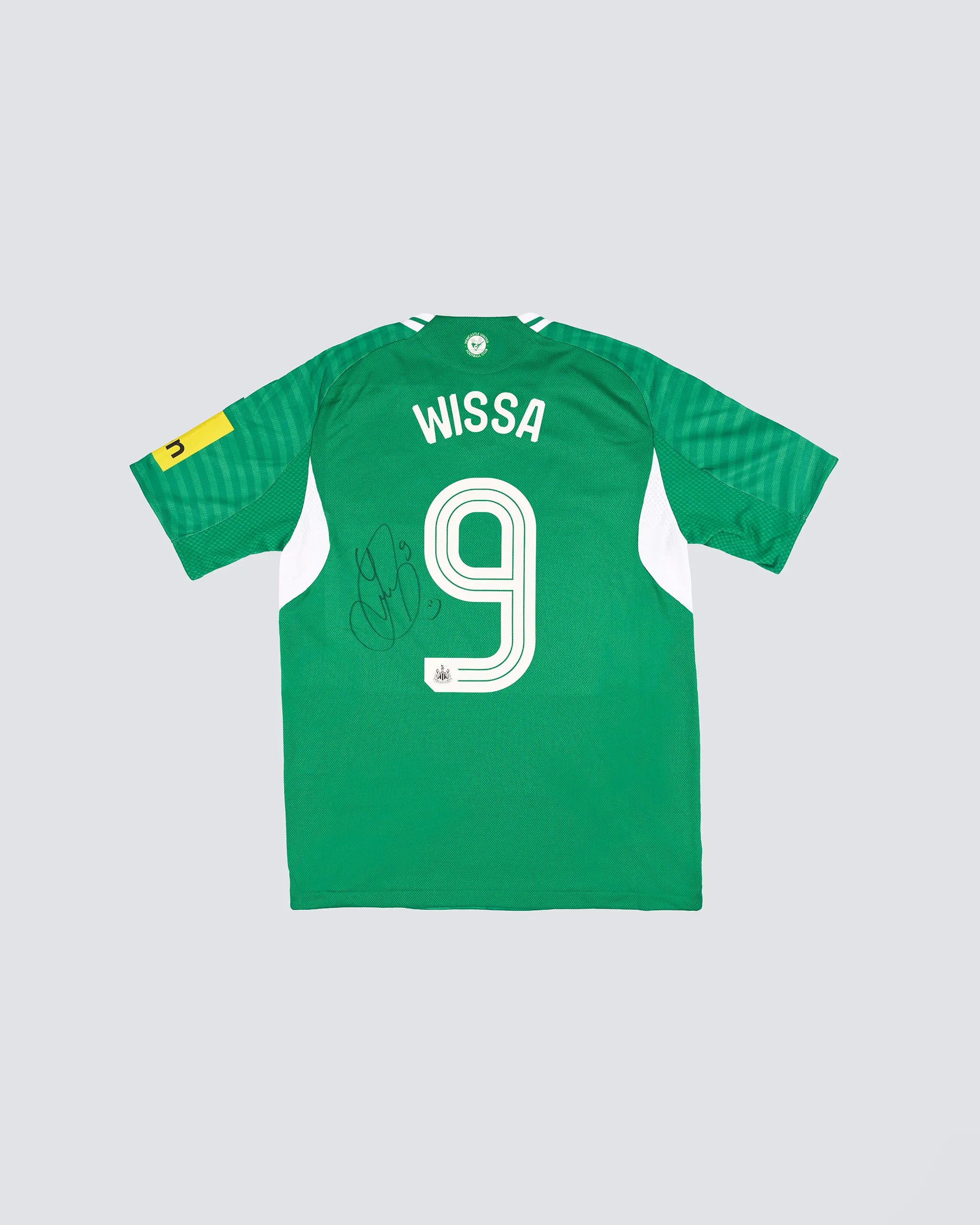 Newcastle United WISSA 25/26 Boxed Signed Away Shirt