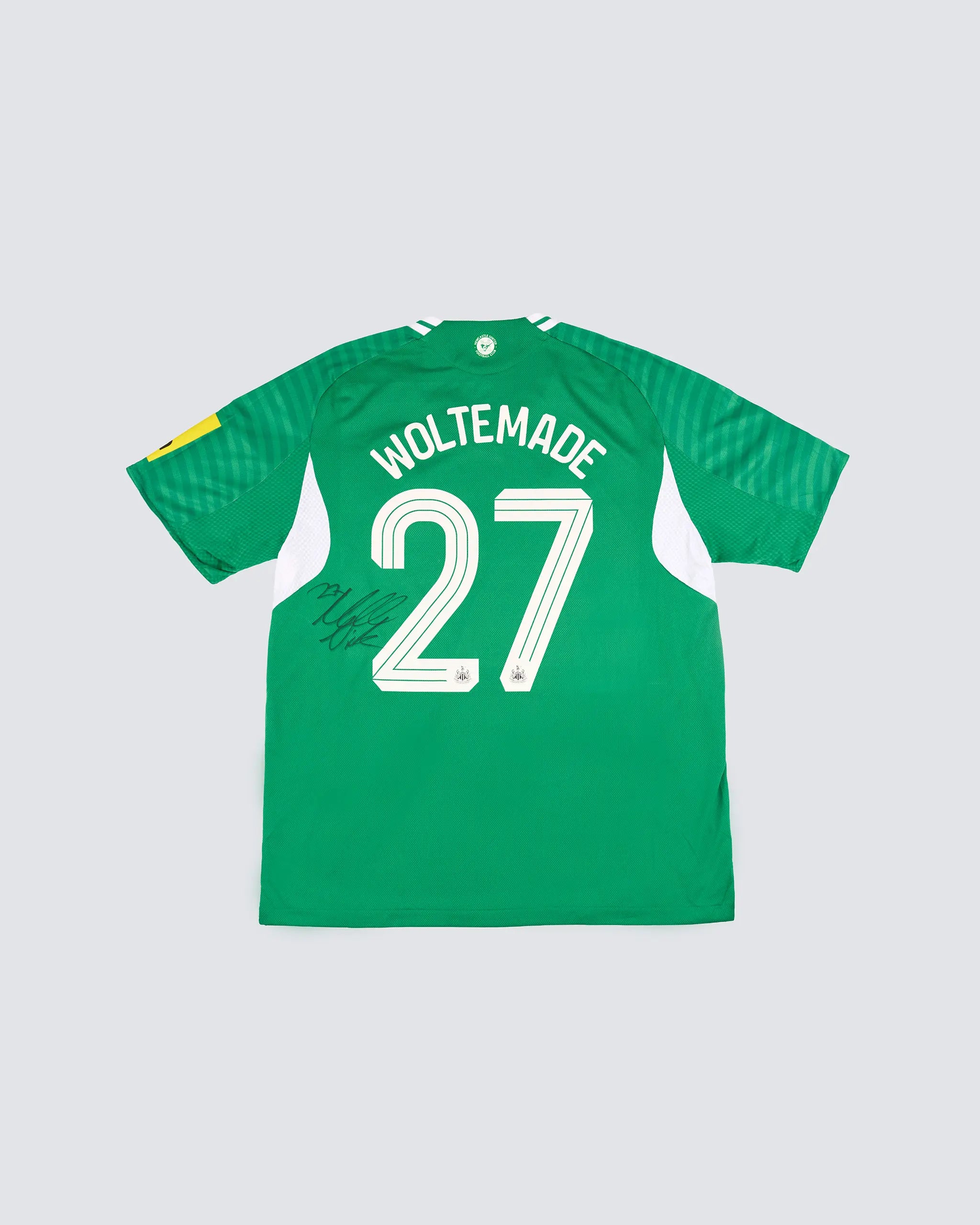 Newcastle United WOLTEMADE 25/26 Boxed Signed Away Shirt