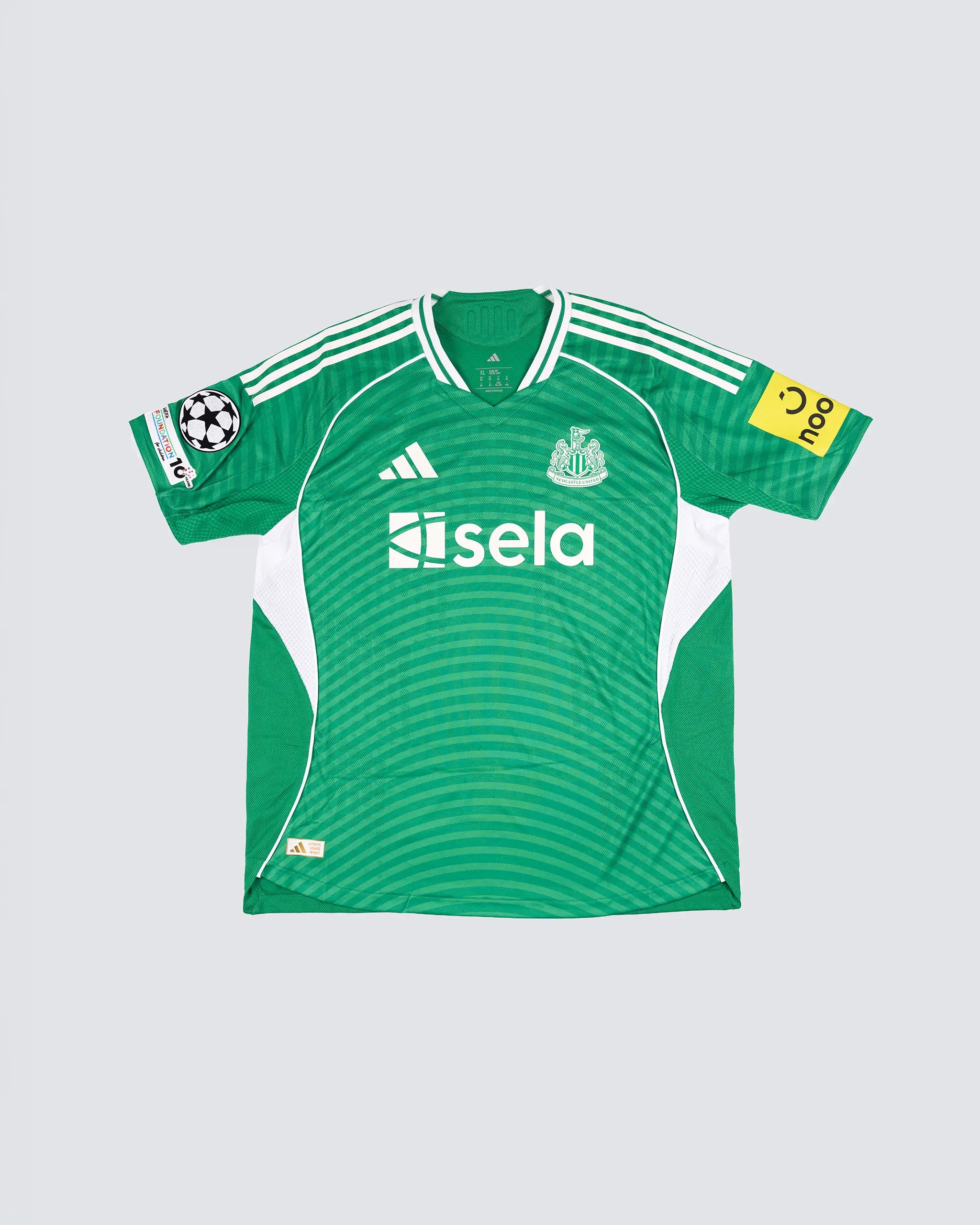 Newcastle United WOLTEMADE 25/26 Boxed Signed Away Shirt