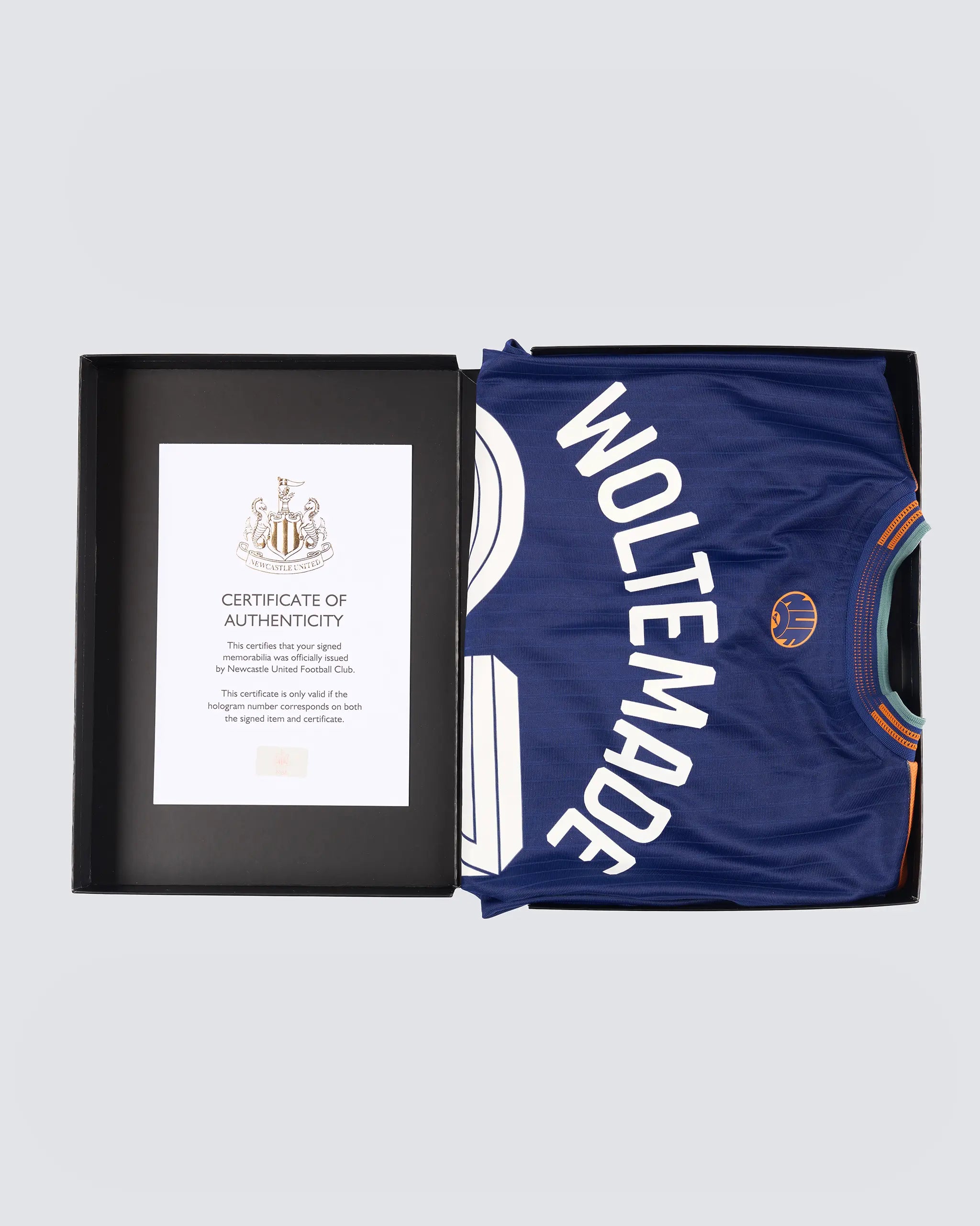 Newcastle United WOLTEMADE 25/26 Boxed Signed Third Shirt