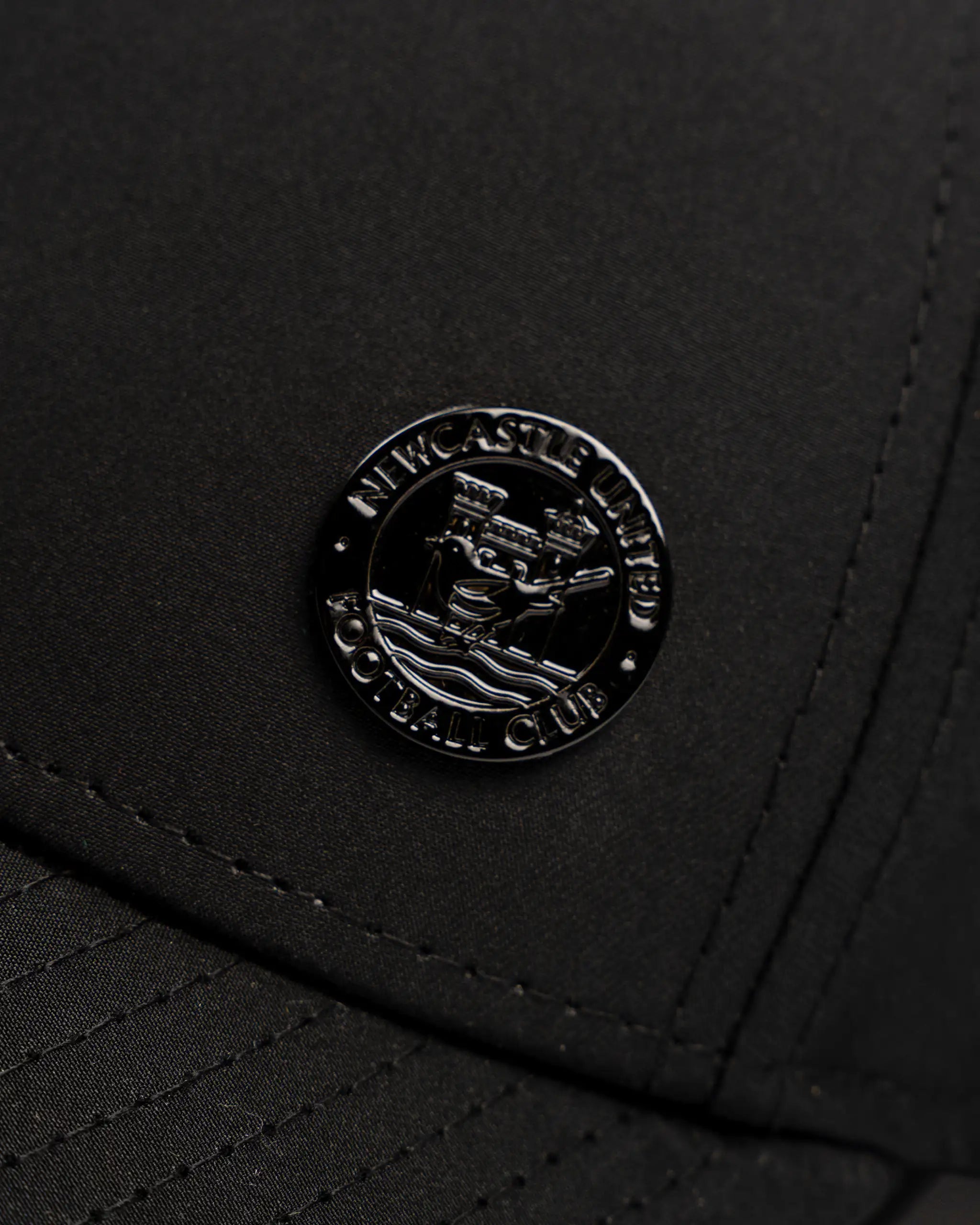 Newcastle United New Era Flawless Black 9FORTY Adjustable Cap