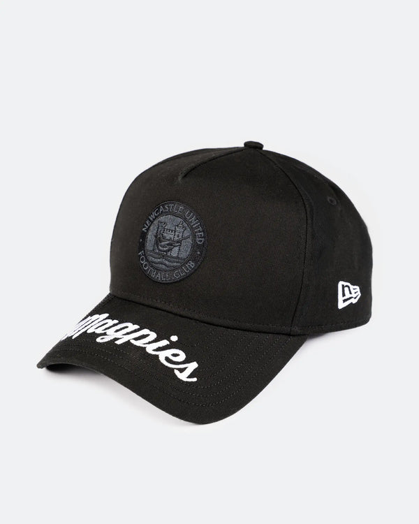 Newcastle United New Era Script Visor Black 9FORTY Adjustable Cap
