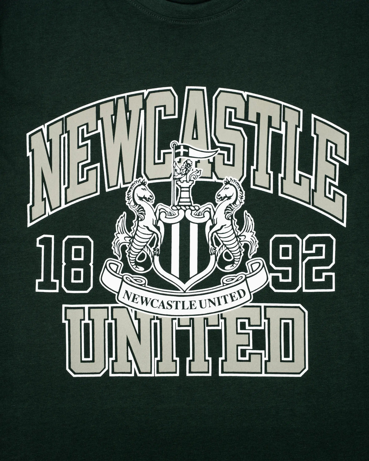 Newcastle United Men's Forest Green Graphic Crest T-Shirt