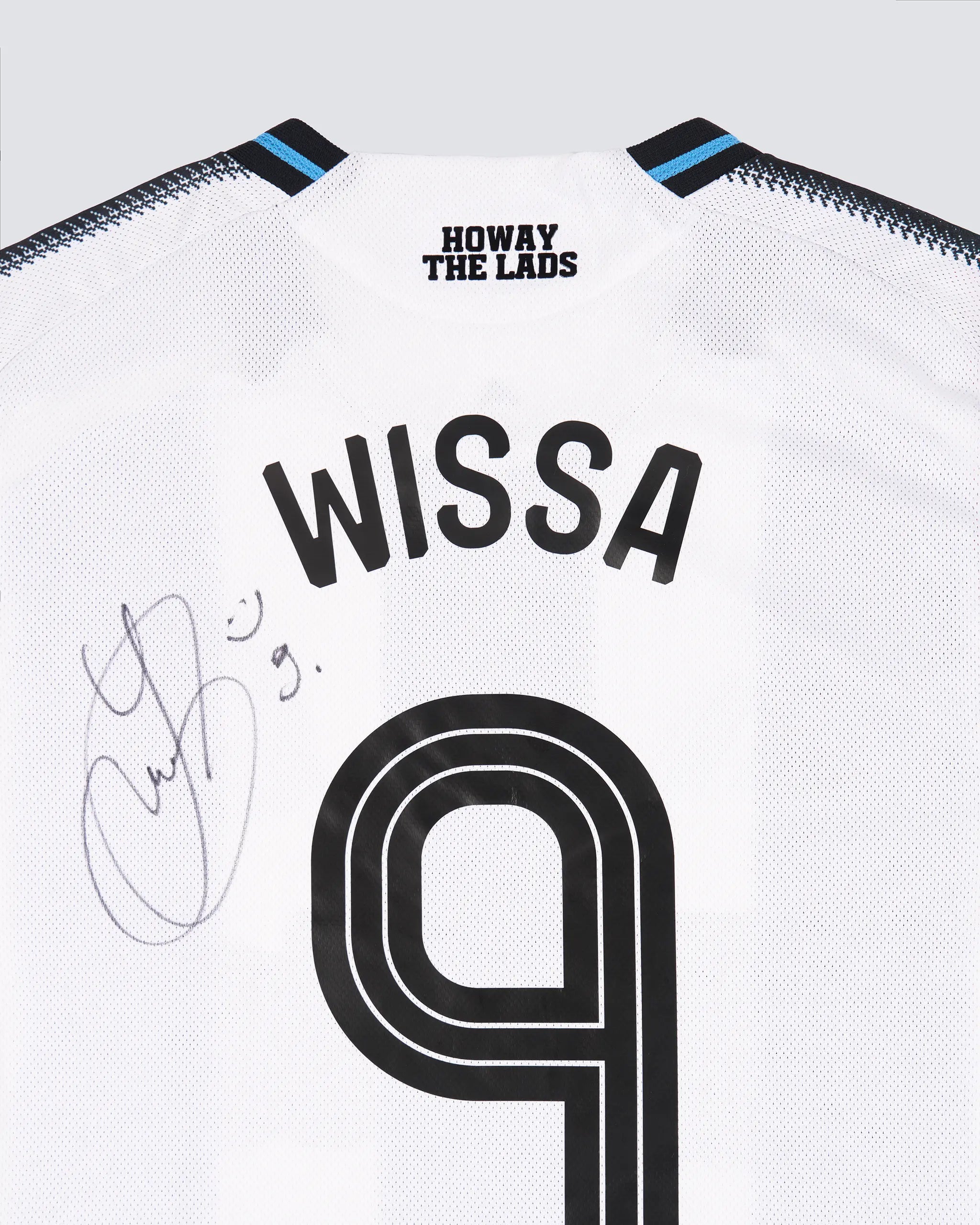 Newcastle United WISSA 25/26 Boxed Signed Home Shirt