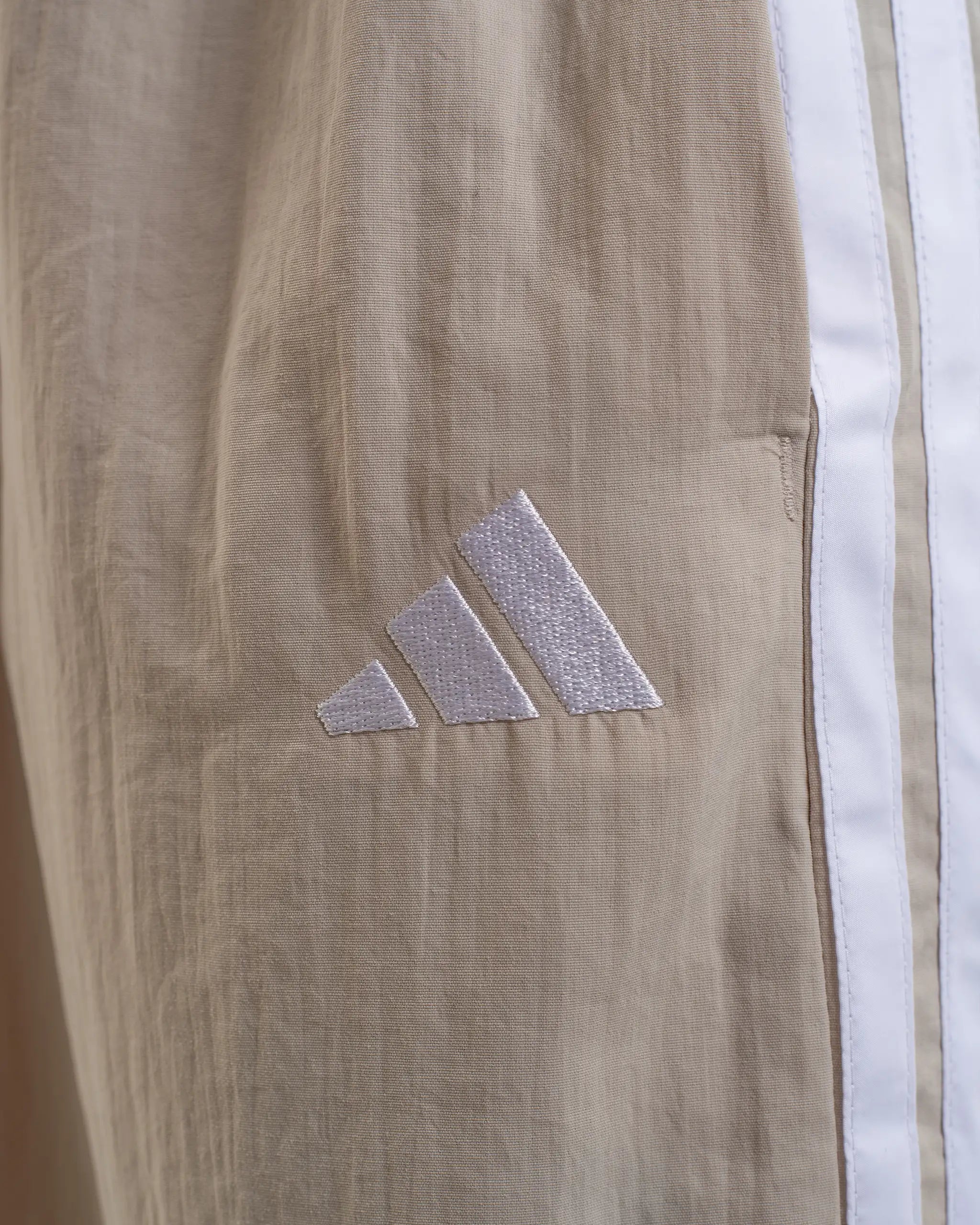 Newcastle United adidas Women's Stone Woven Parachute Tracksuit Bottoms