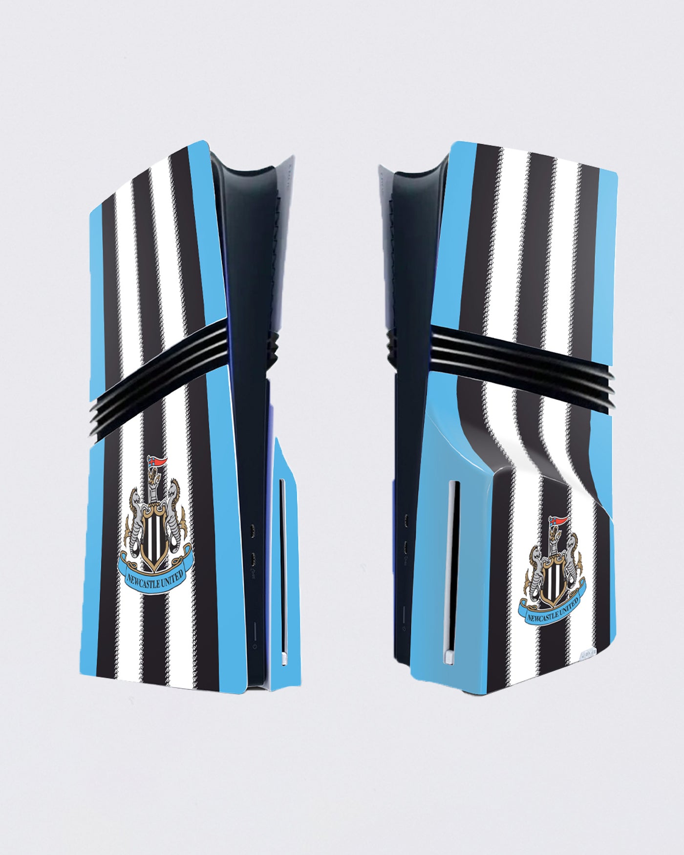Newcastle United Home Kit 25/26 Console Skin for Sony PS5 Pro Disc Edition